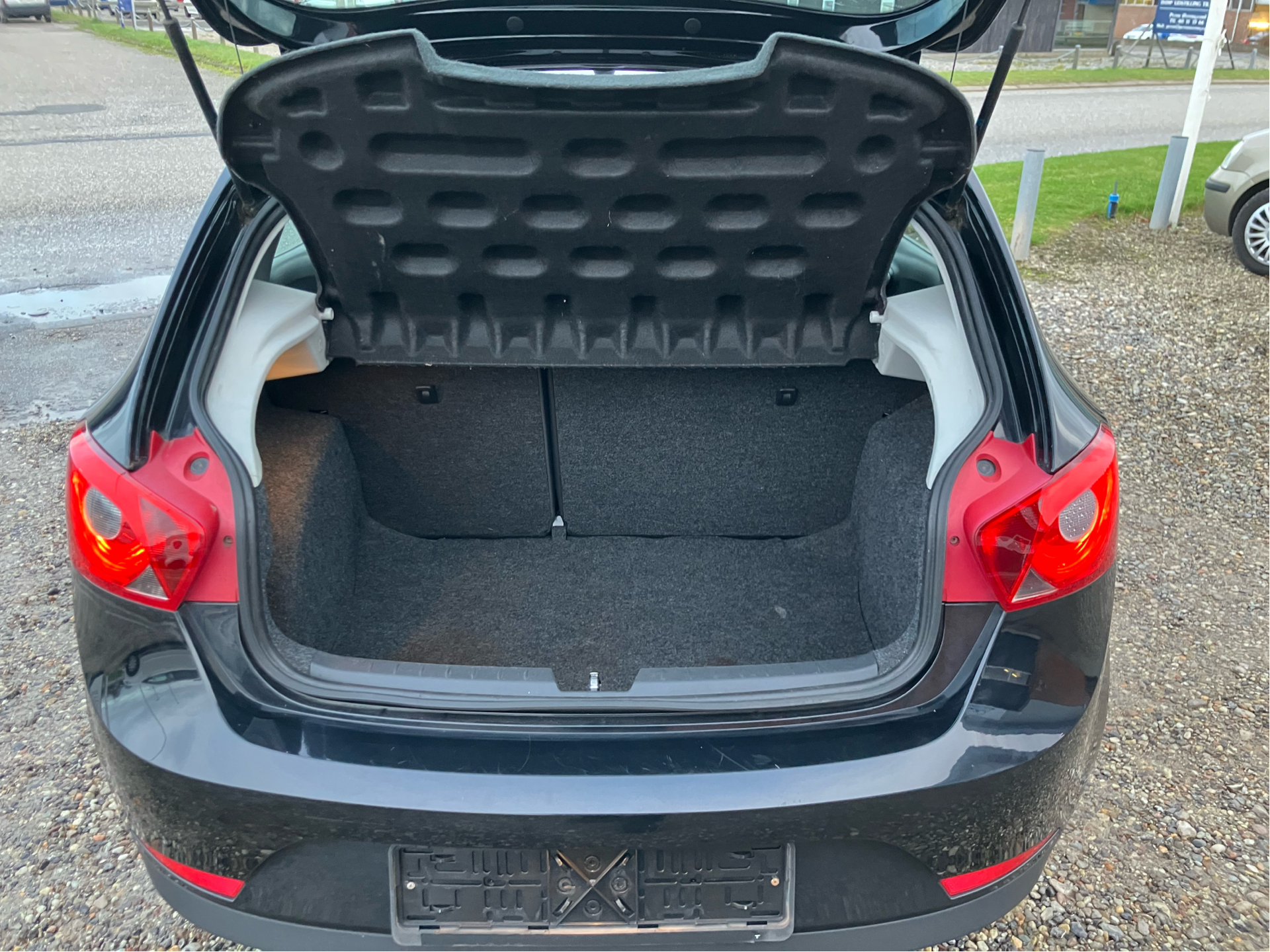 Billede af Seat Ibiza 1,4 16V Reference 85HK 5d