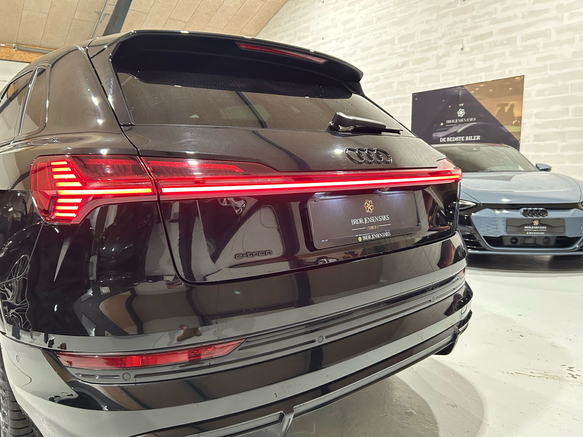 Billede af Audi E-tron 55 Black Edition Quattro 408HK 5d Aut.