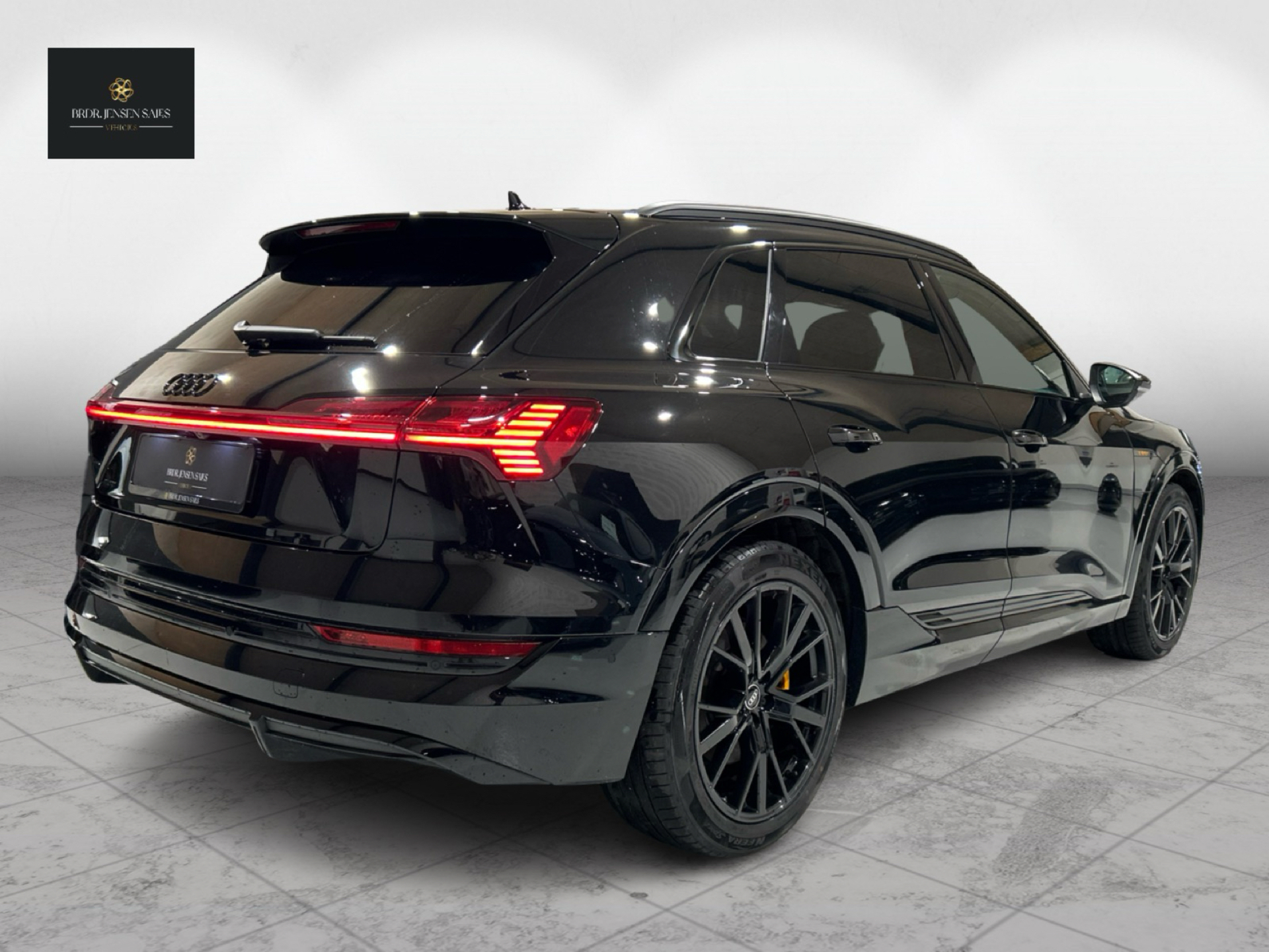 Billede af Audi E-tron 55 Black Edition Quattro 408HK 5d Aut. 