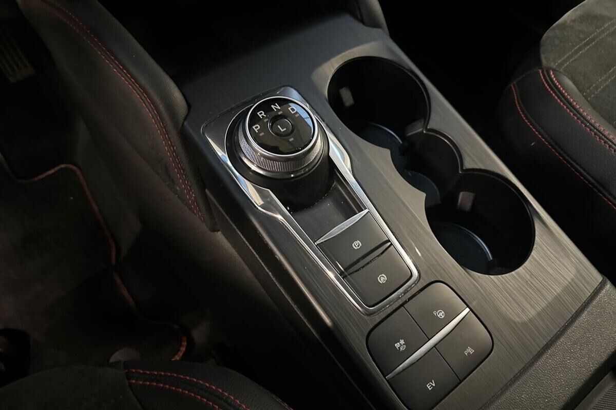 Billede af Ford Kuga 2,5 Plugin-hybrid ST-Line X CVT 225HK 5d Trinl. Gear