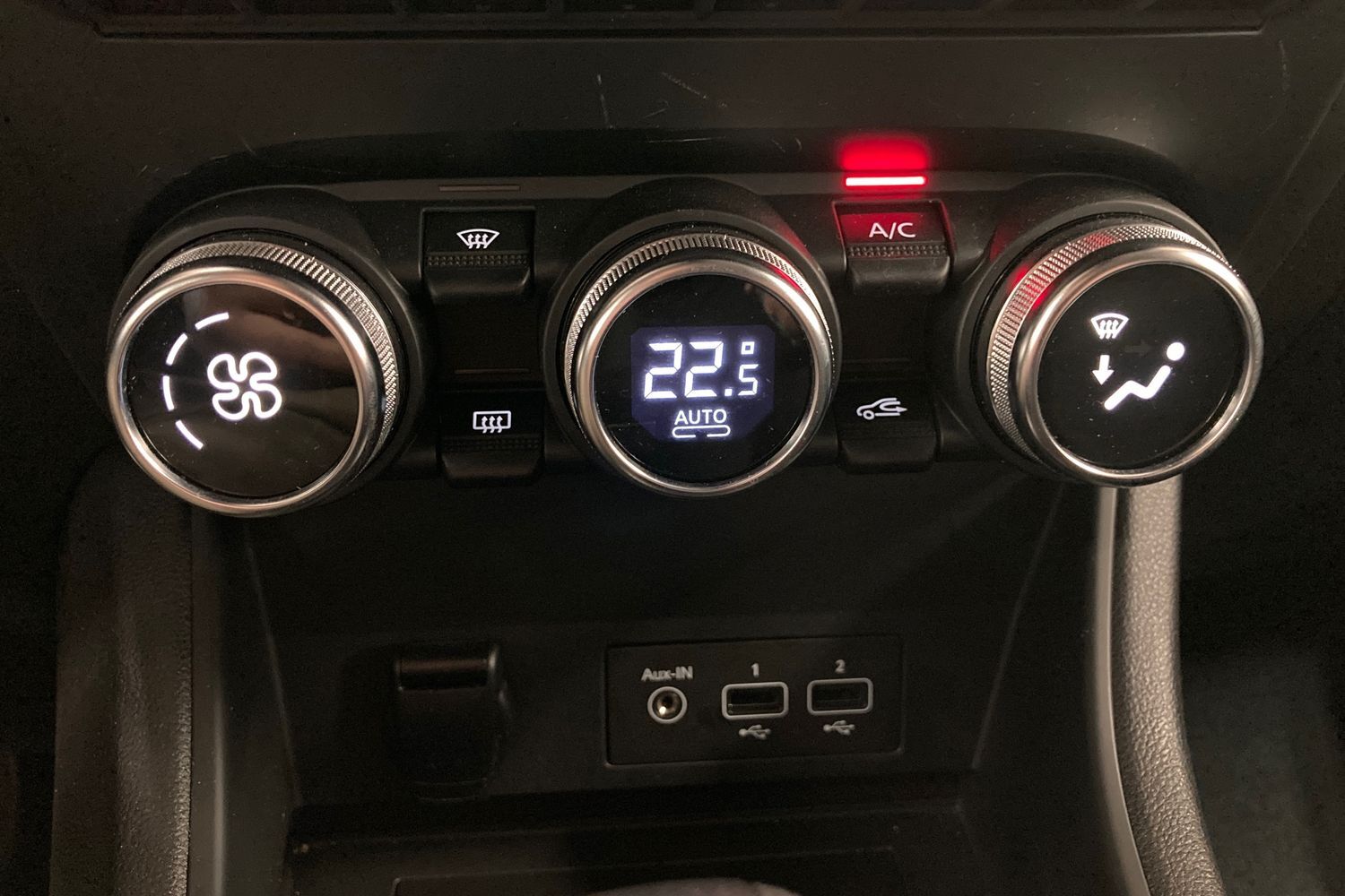 Billede af Renault Captur 1,3 TCE  Mild hybrid Zen EDC 140HK 5d 7g Aut.