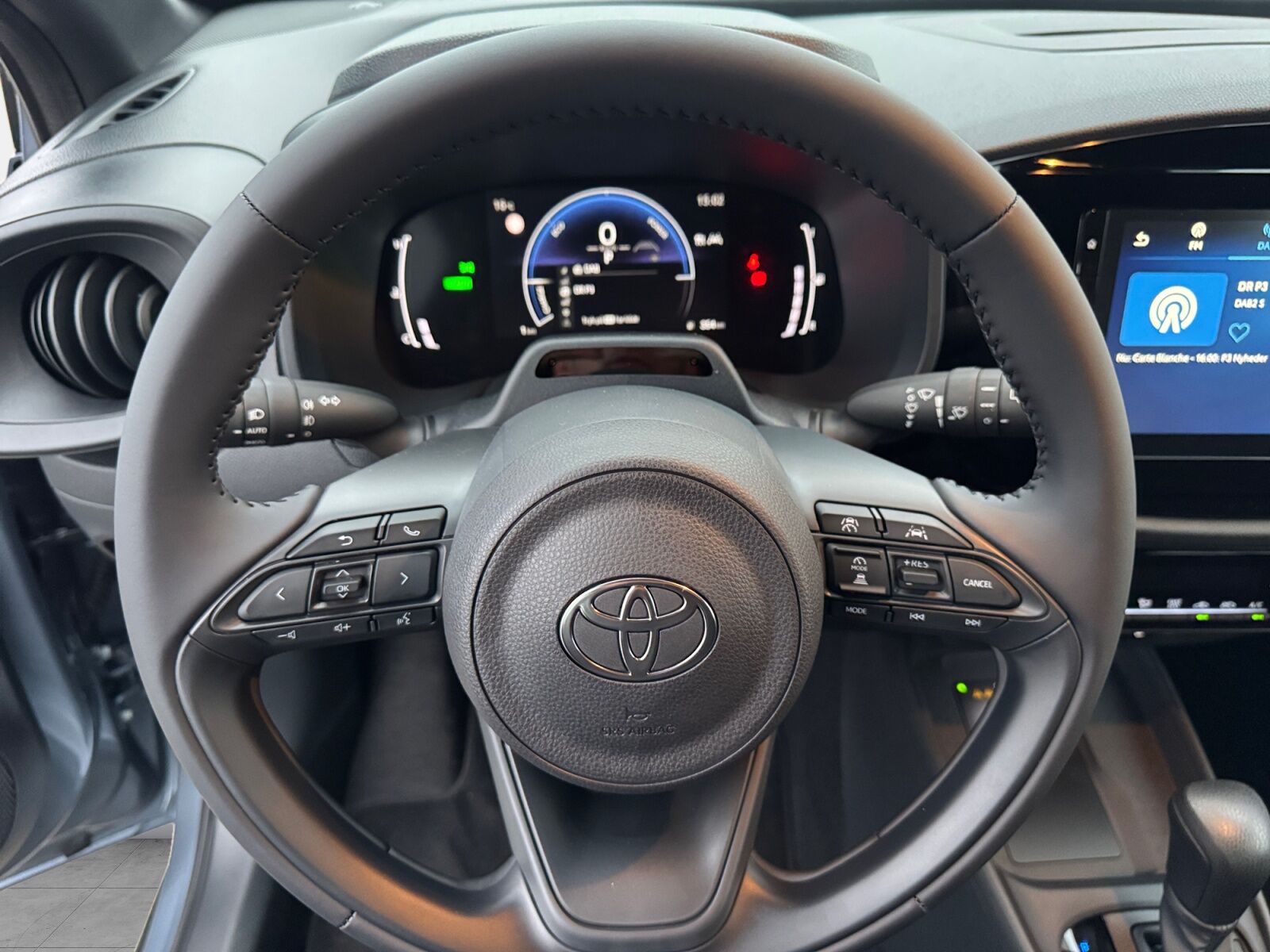 Billede af Toyota Aygo X 1,5 Hybrid Play Comfort CVT 116HK 5d Aut.