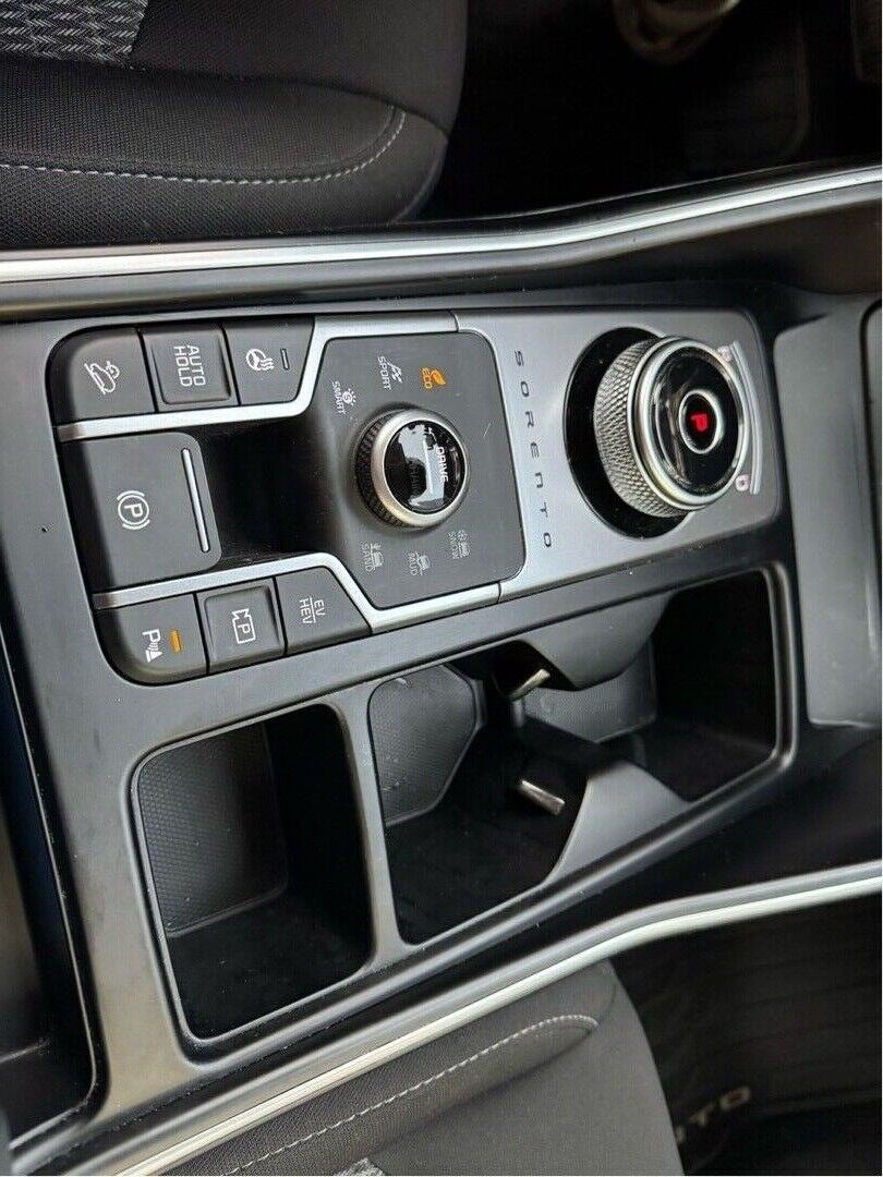 Billede af Kia Sorento 1,6 T-GDI PHEV  Plugin-hybrid Prestige 4WD 265HK 5d 6g Aut.