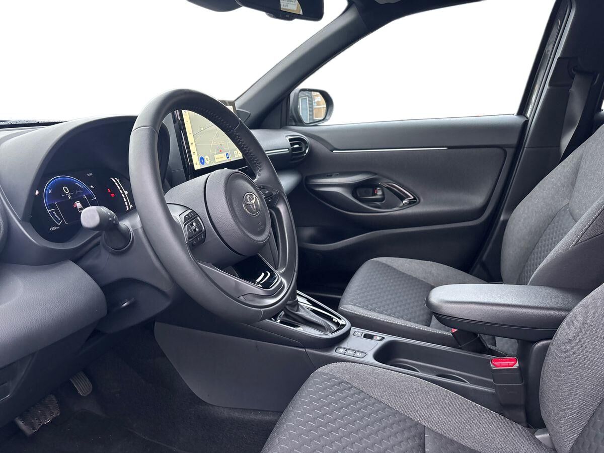 Billede af Toyota Yaris Cross 1,5 Hybrid Style 116HK 5d Trinl. Gear