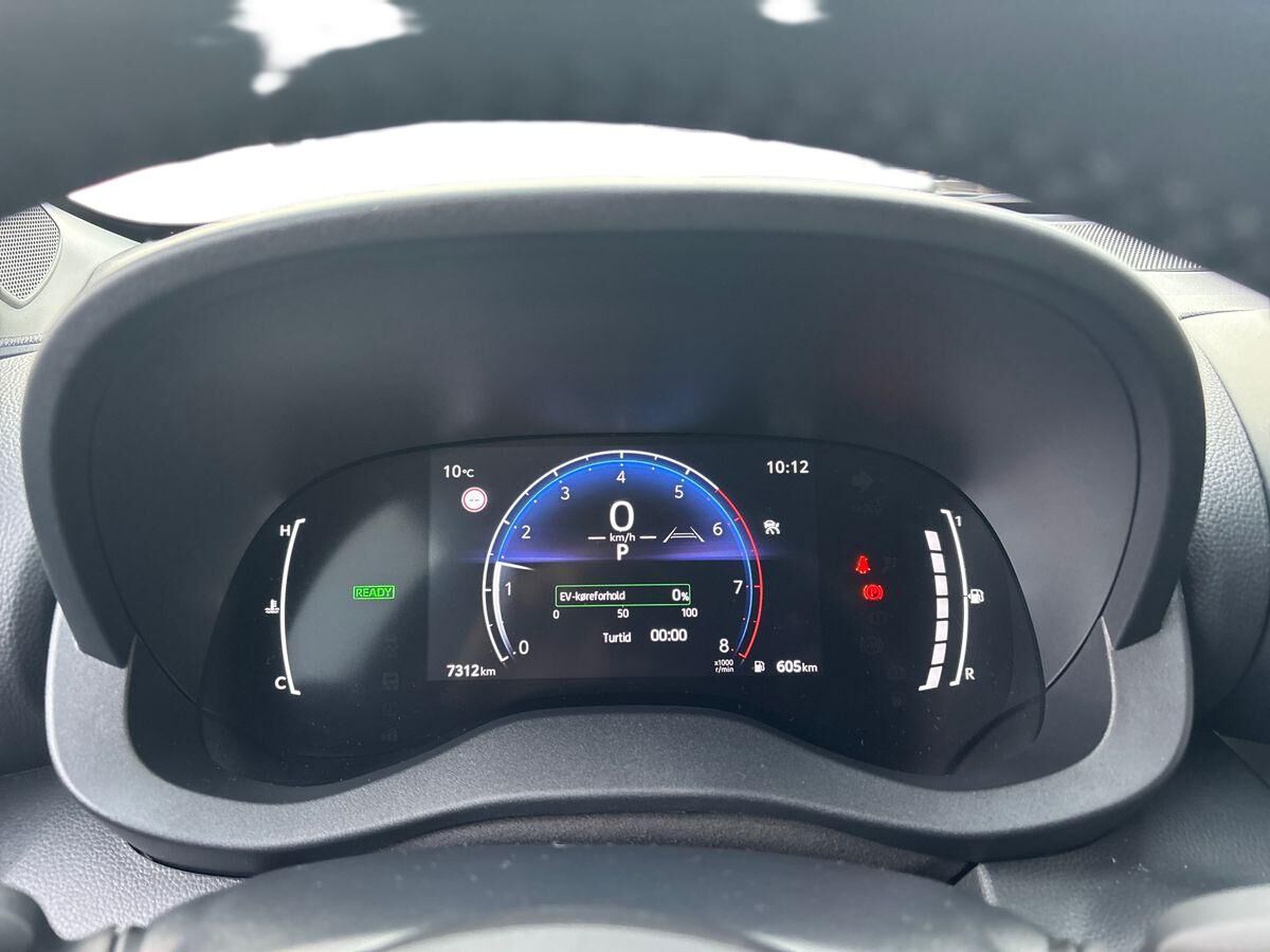 Billede af Toyota Yaris 1,5 Hybrid Style Comfort 116HK 5d Trinl. Gear