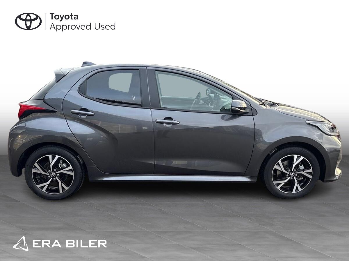 Billede af Toyota Yaris 1,5 Hybrid Style Comfort 116HK 5d Trinl. Gear