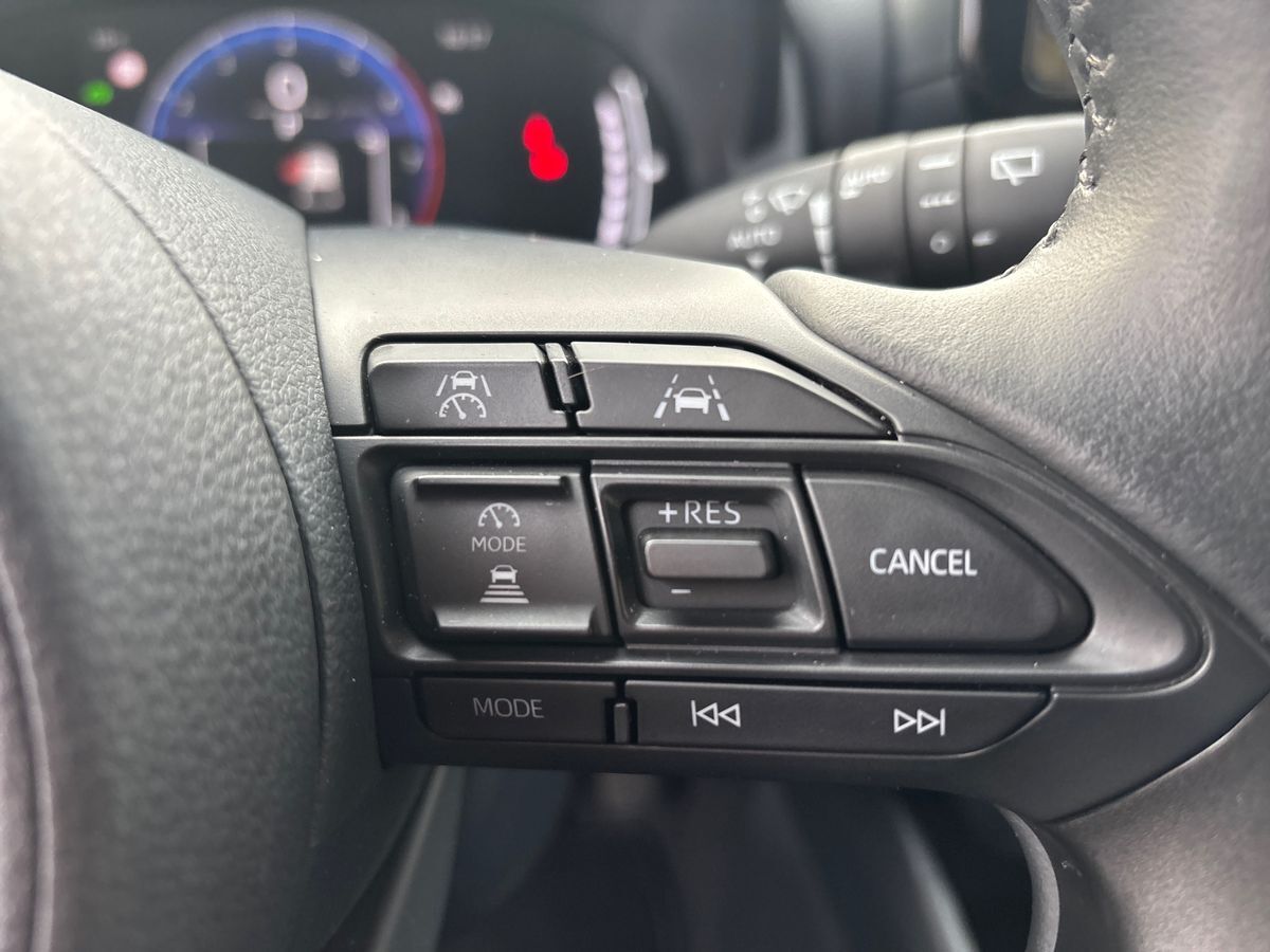 Billede af Toyota Yaris 1,5 Hybrid Style Comfort 116HK 5d Trinl. Gear