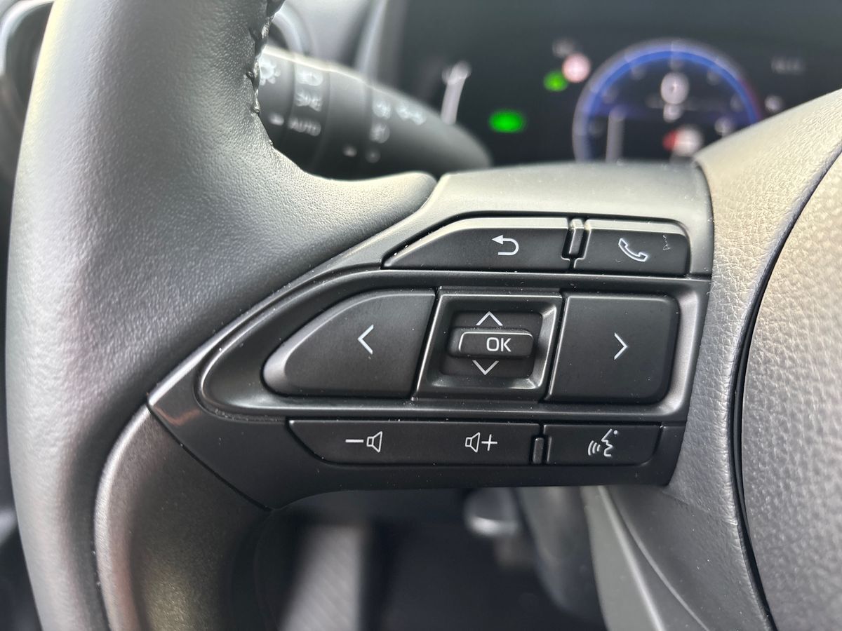 Billede af Toyota Yaris 1,5 Hybrid Style Comfort 116HK 5d Trinl. Gear