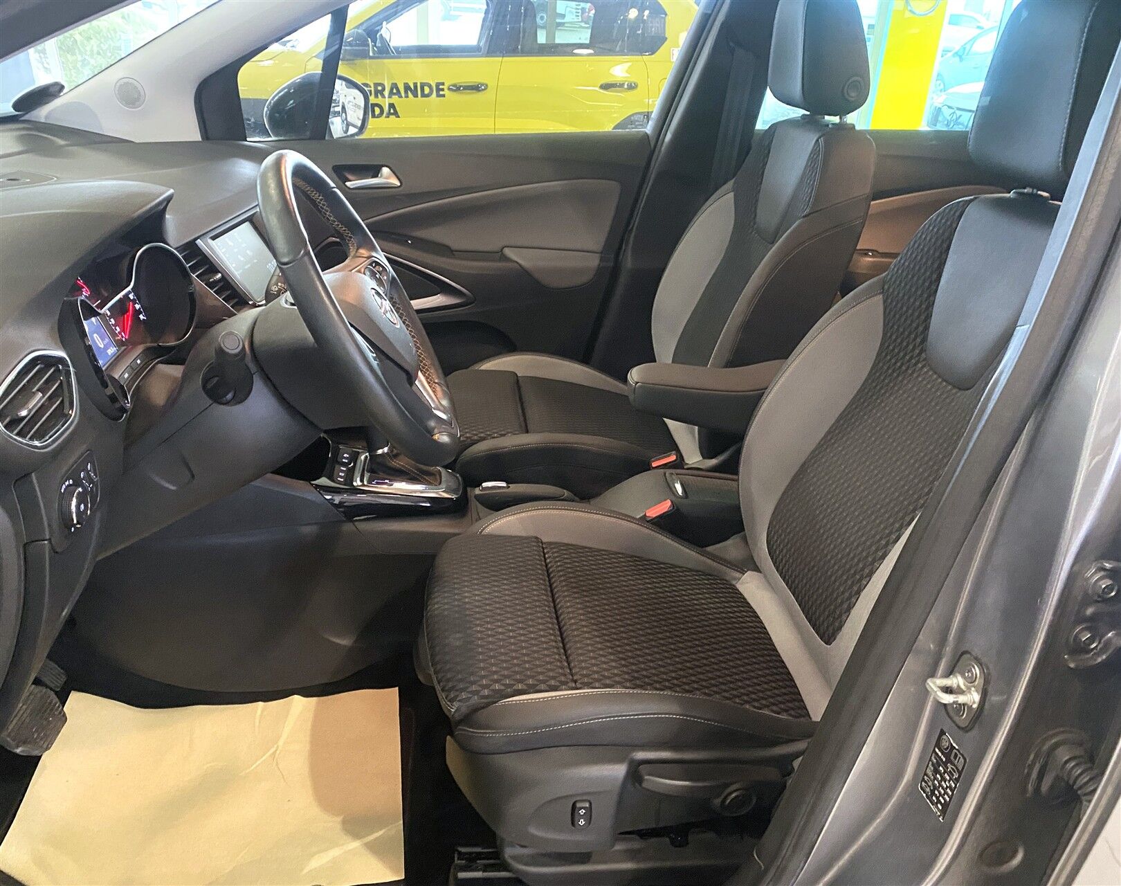 Billede af Opel Crossland X 1,2 T Innovation Start/Stop 110HK 5d 6g Aut.