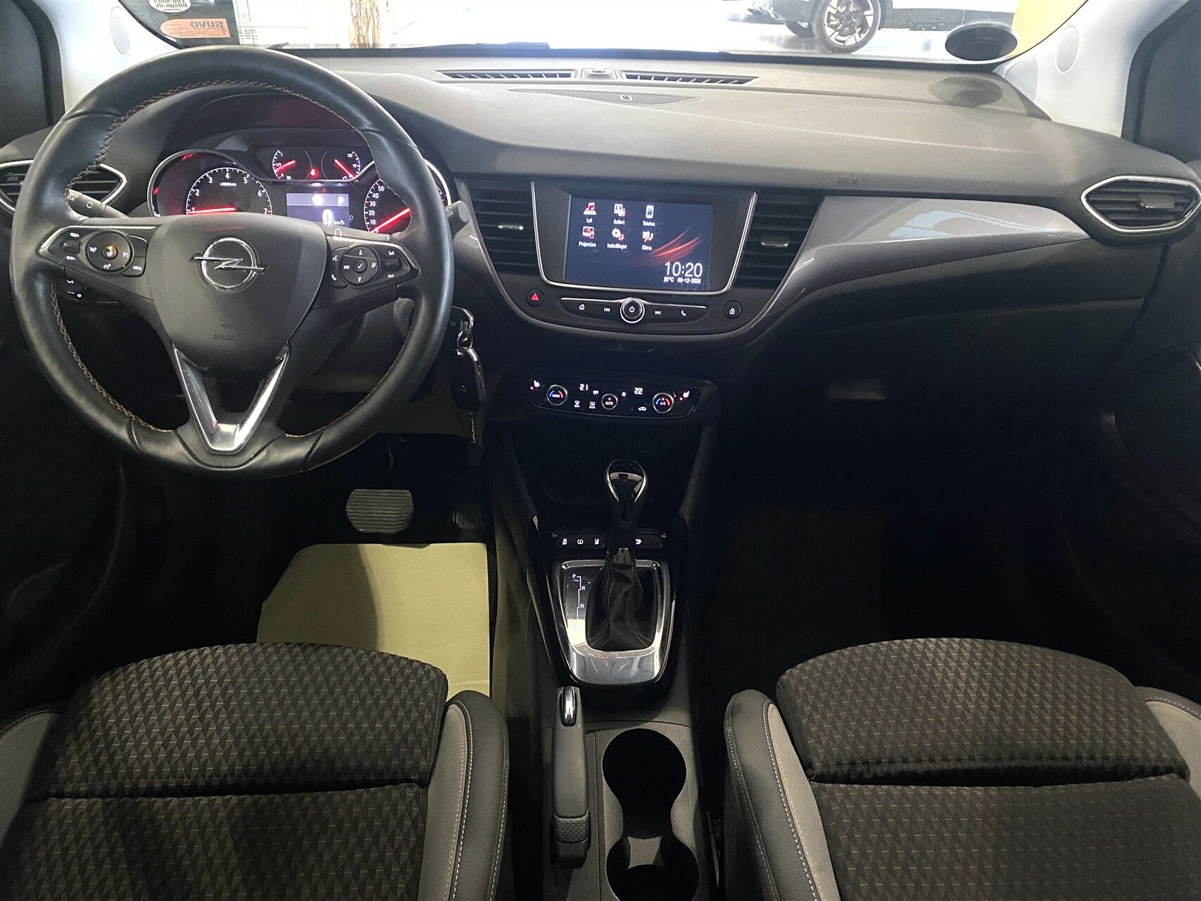 Billede af Opel Crossland X 1,2 T Innovation Start/Stop 110HK 5d 6g Aut.