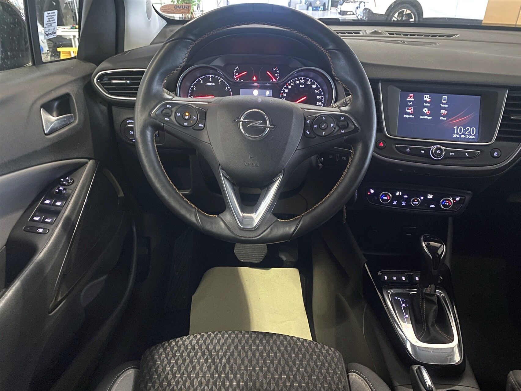 Billede af Opel Crossland X 1,2 T Innovation Start/Stop 110HK 5d 6g Aut.