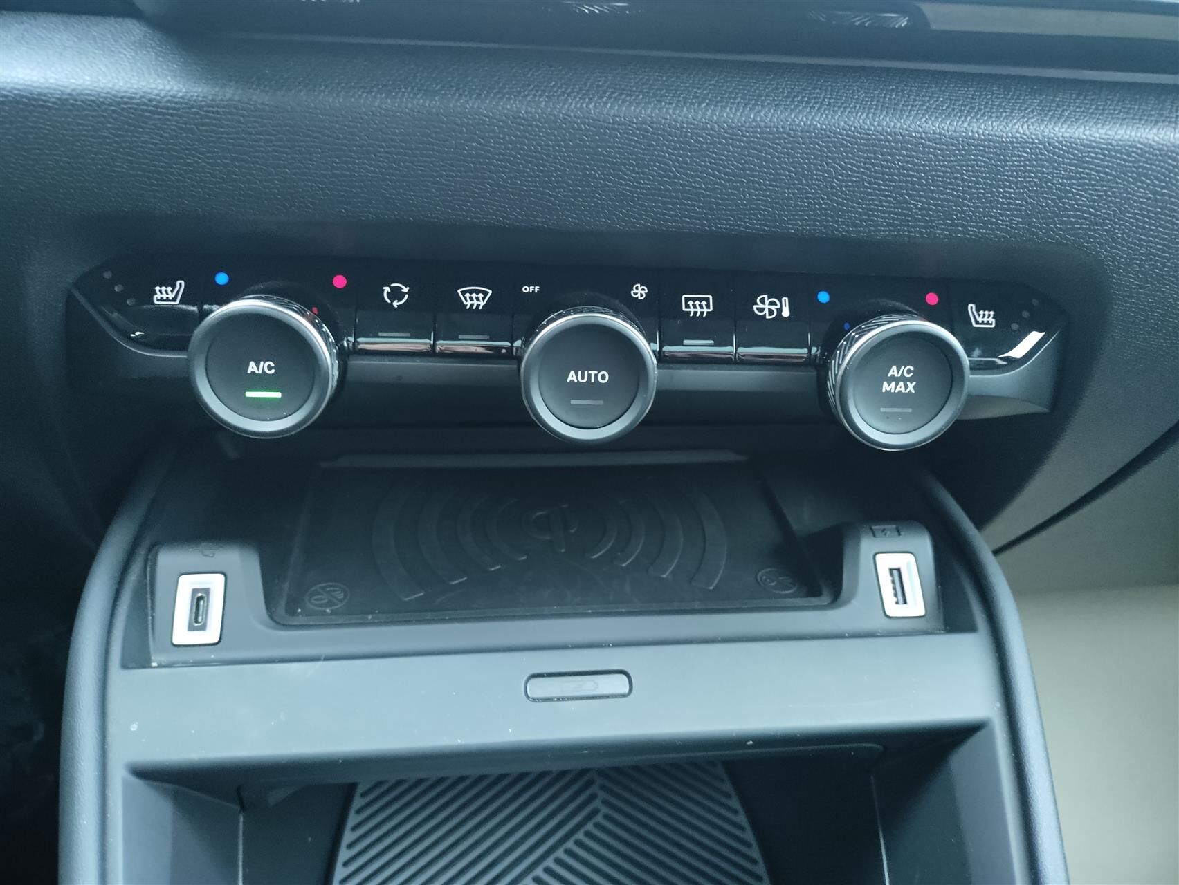 Billede af Citroën e-C4 EL Shine Sport 136HK 5d Aut.