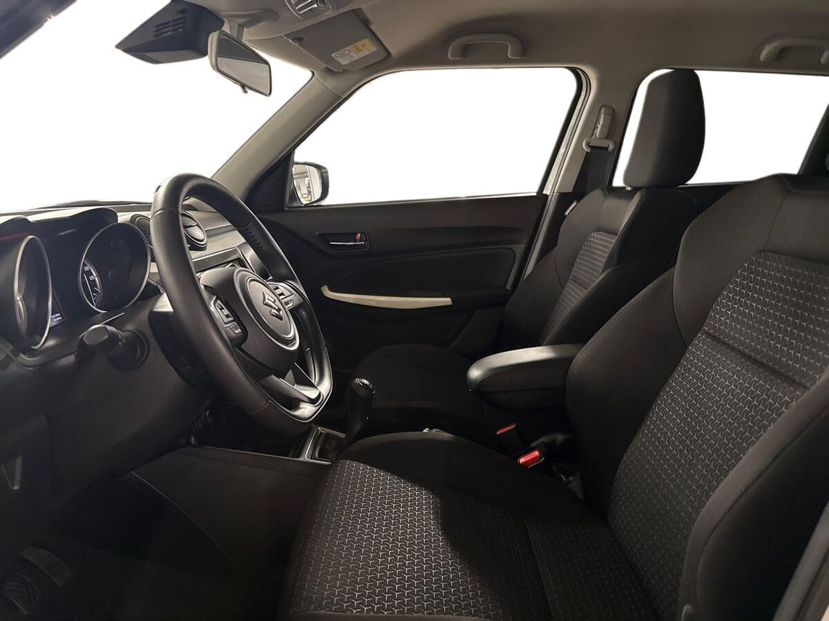 Billede af Suzuki Swift 1,2 Dualjet  Mild hybrid Exclusive Gold mild-hybrid 90HK 5d