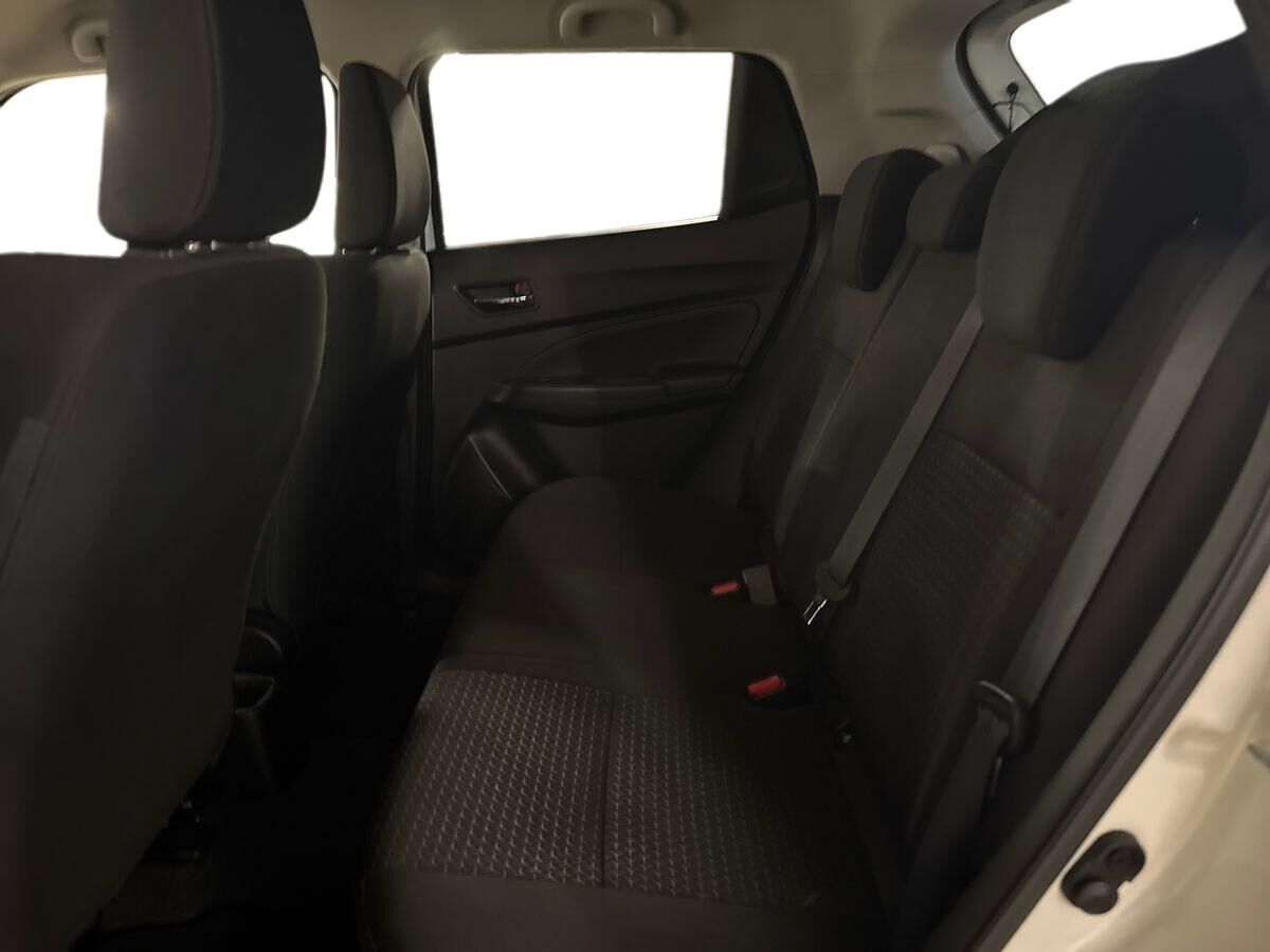 Billede af Suzuki Swift 1,2 Dualjet  Mild hybrid Exclusive Gold mild-hybrid 90HK 5d