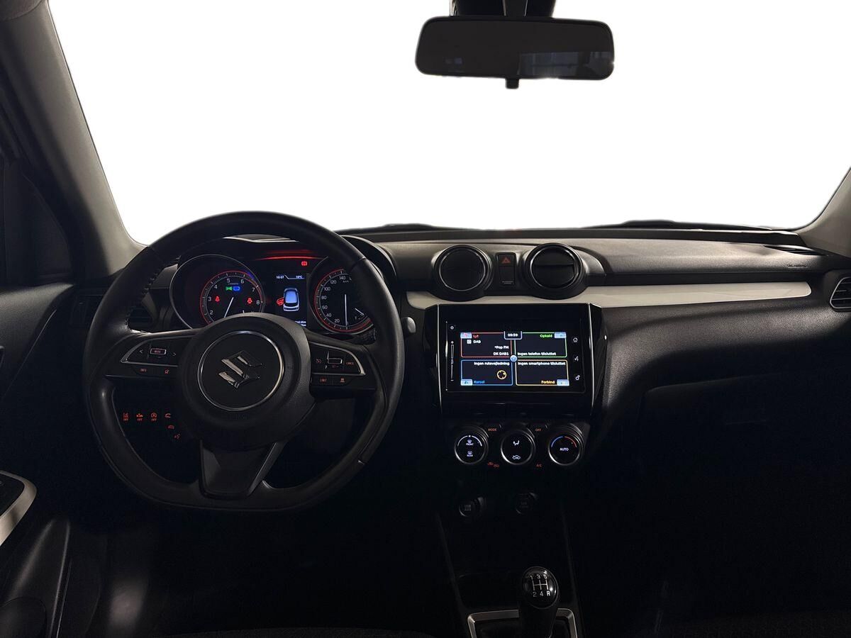 Billede af Suzuki Swift 1,2 Dualjet  Mild hybrid Exclusive Gold mild-hybrid 90HK 5d