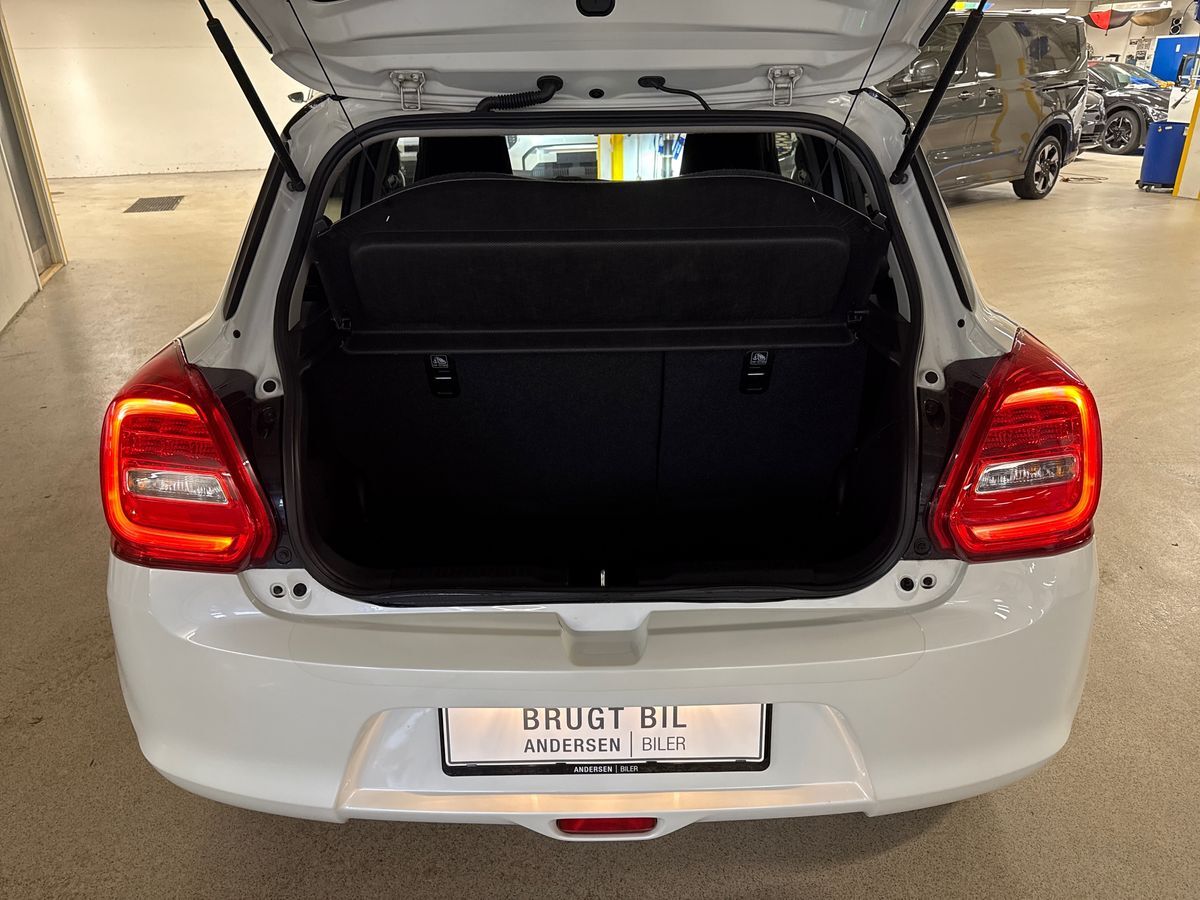 Billede af Suzuki Swift 1,2 Dualjet  Mild hybrid Exclusive Gold mild-hybrid 90HK 5d