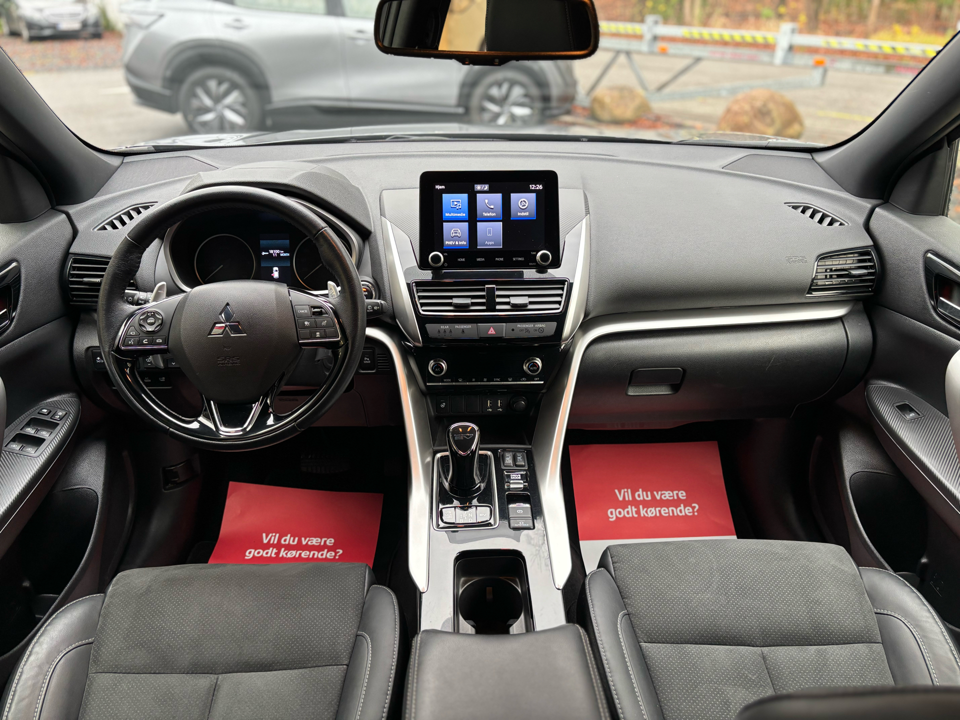 Billede af Mitsubishi Eclipse Cross 2,4 Plugin-hybrid Intense 4WD 188HK 5d Trinl. Gear