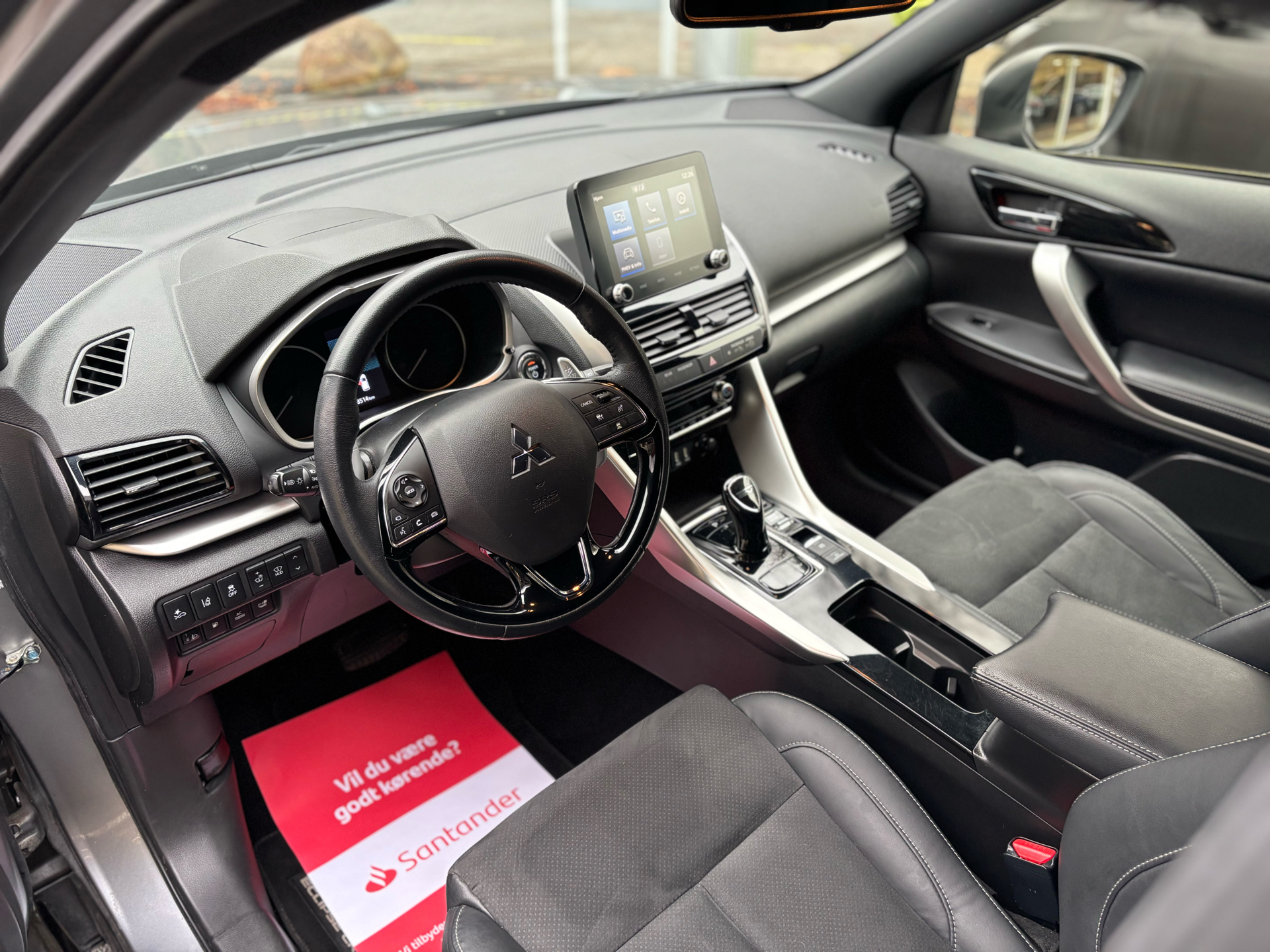 Billede af Mitsubishi Eclipse Cross 2,4 Plugin-hybrid Intense 4WD 188HK 5d Trinl. Gear