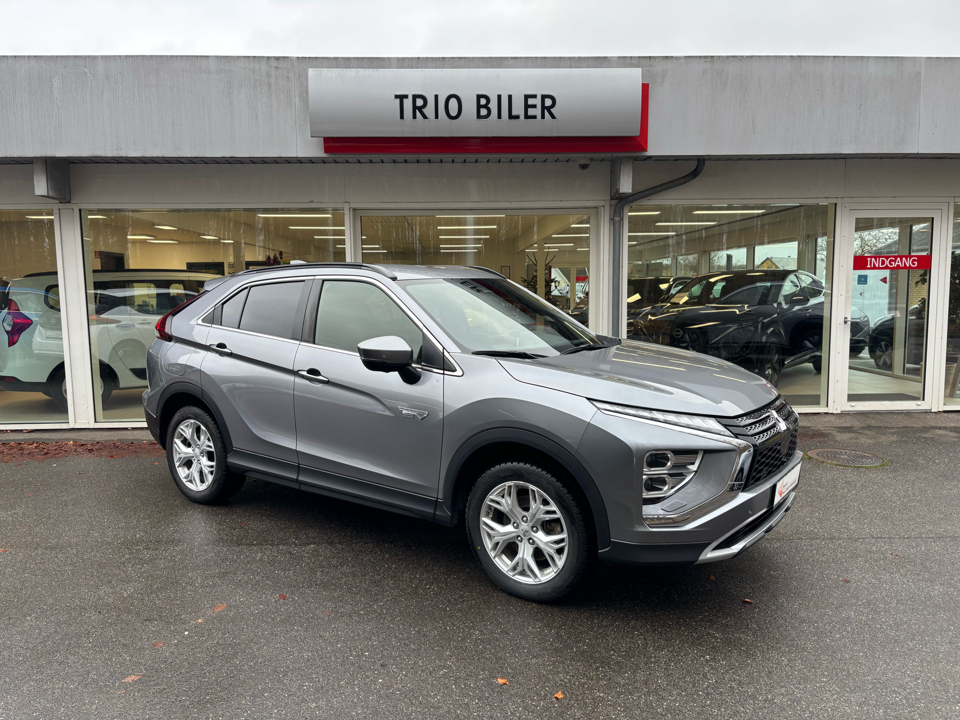 Billede af Mitsubishi Eclipse Cross 2,4 Plugin-hybrid Intense 4WD 188HK 5d Trinl. Gear