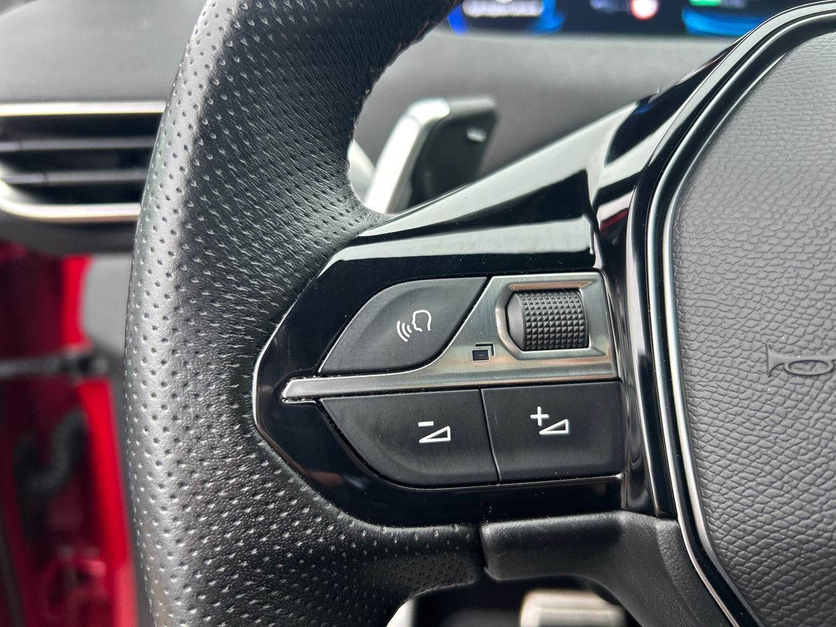 Billede af Peugeot 3008 1,6 PureTech  Plugin-hybrid GT Line AWD EAT8 300HK 5d 8g Aut.