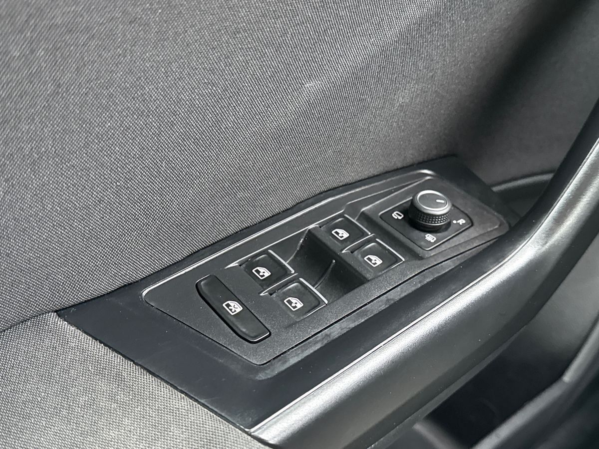 Billede af VW T-Roc 1,5 TSI ACT Sport Team DSG 150HK 5d 7g Aut.