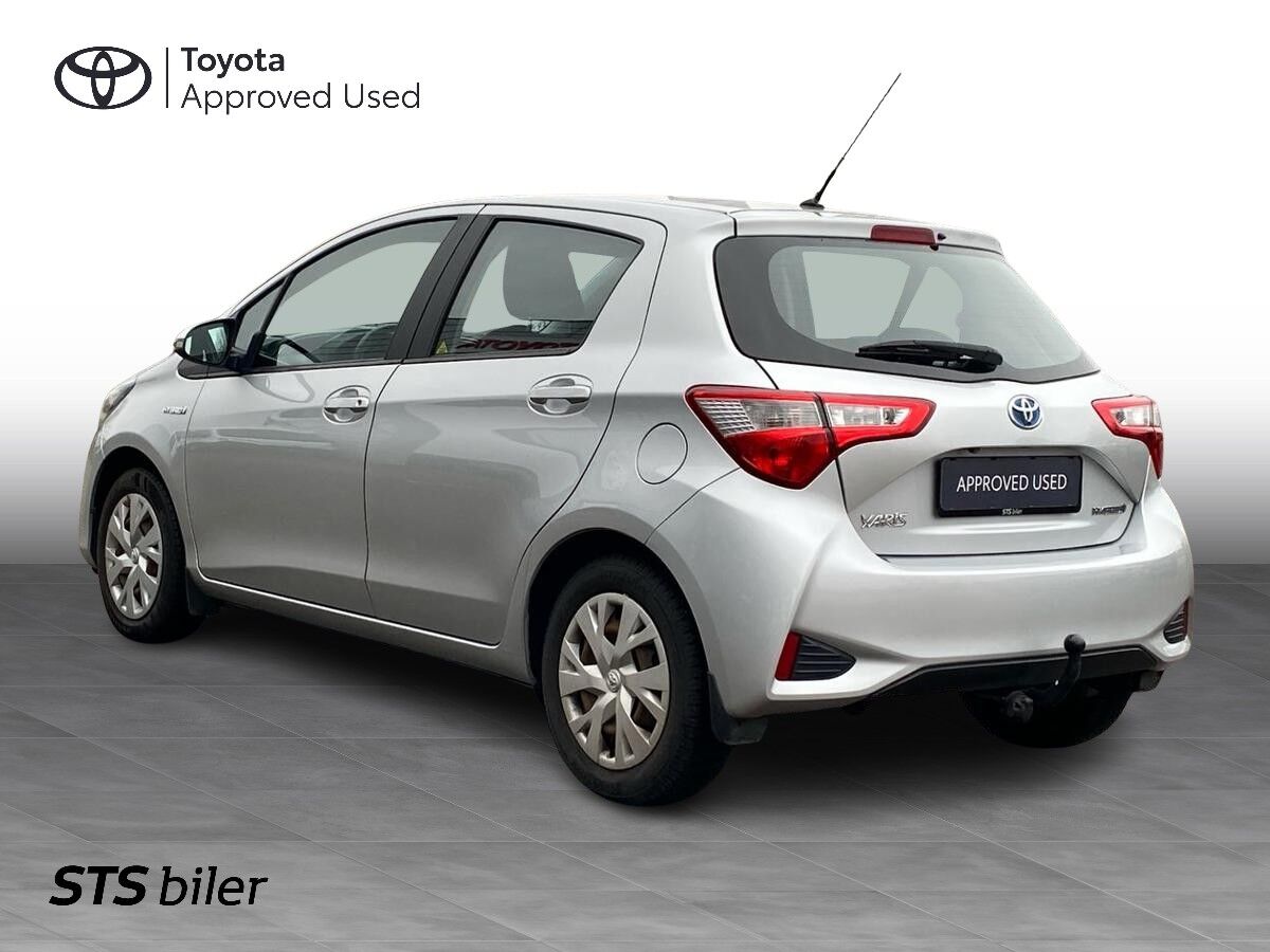 Billede af Toyota Yaris 1,5 Hybrid H2 E-CVT 100HK 5d Trinl. Gear