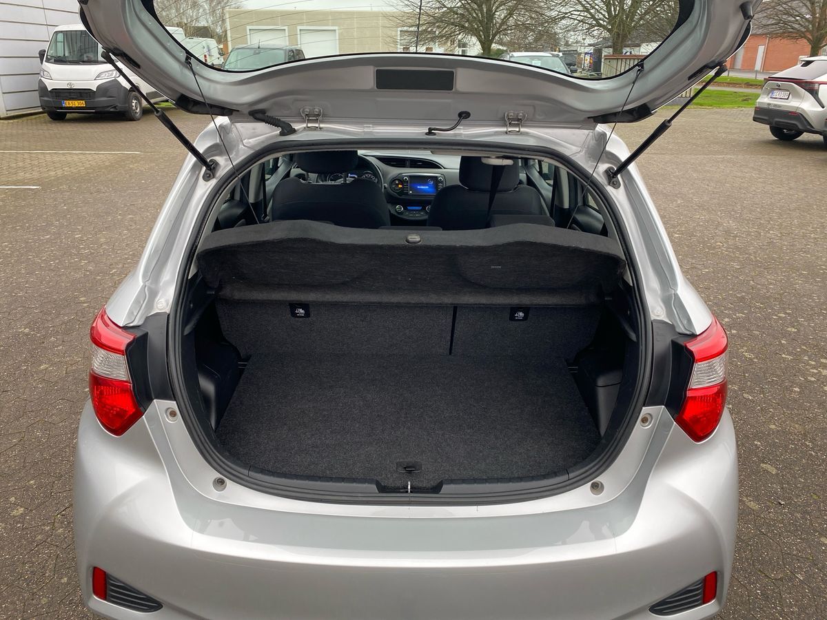 Billede af Toyota Yaris 1,5 Hybrid H2 E-CVT 100HK 5d Trinl. Gear