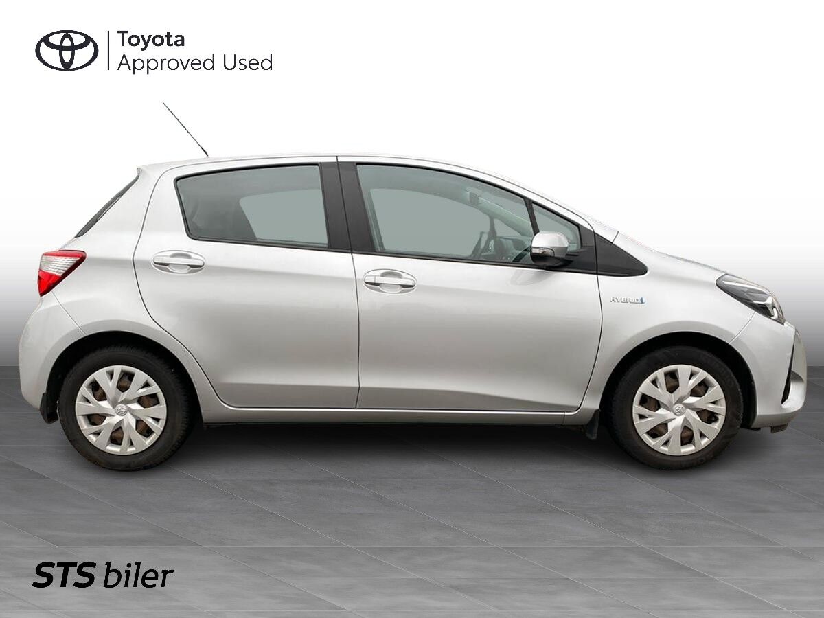Billede af Toyota Yaris 1,5 Hybrid H2 E-CVT 100HK 5d Trinl. Gear