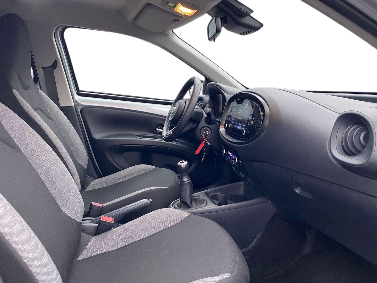 Billede af Toyota Aygo X 1,0 VVT-I Active 72HK 5d