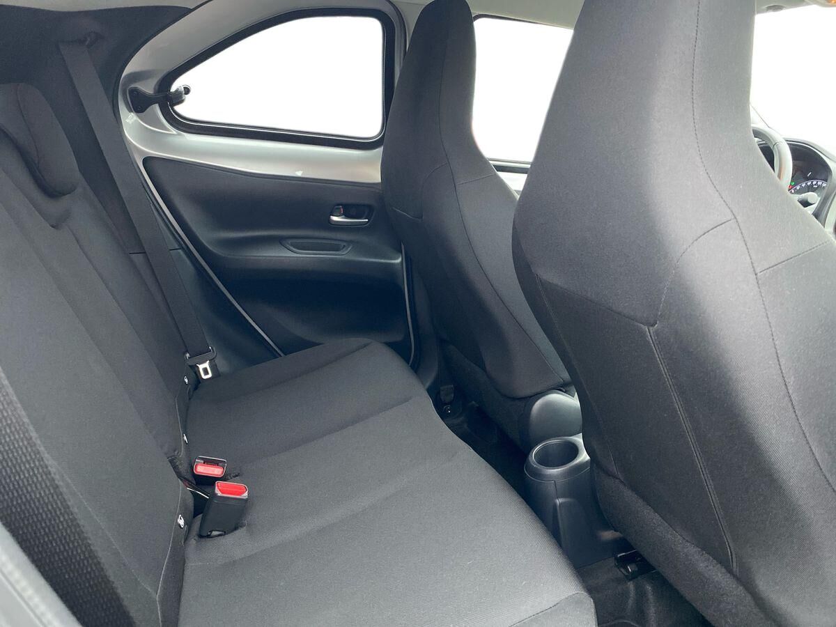 Billede af Toyota Aygo X 1,0 VVT-I Active 72HK 5d