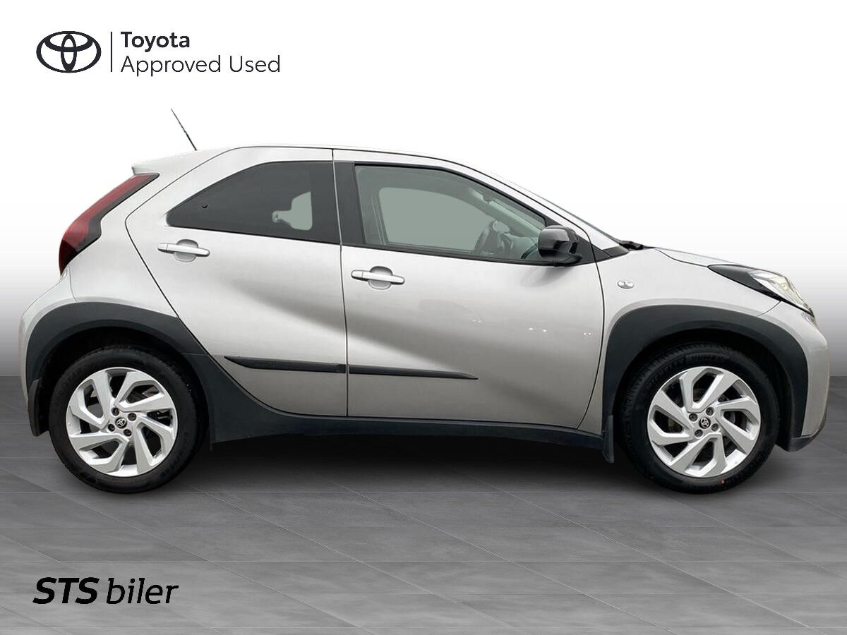 Billede af Toyota Aygo X 1,0 VVT-I Active 72HK 5d