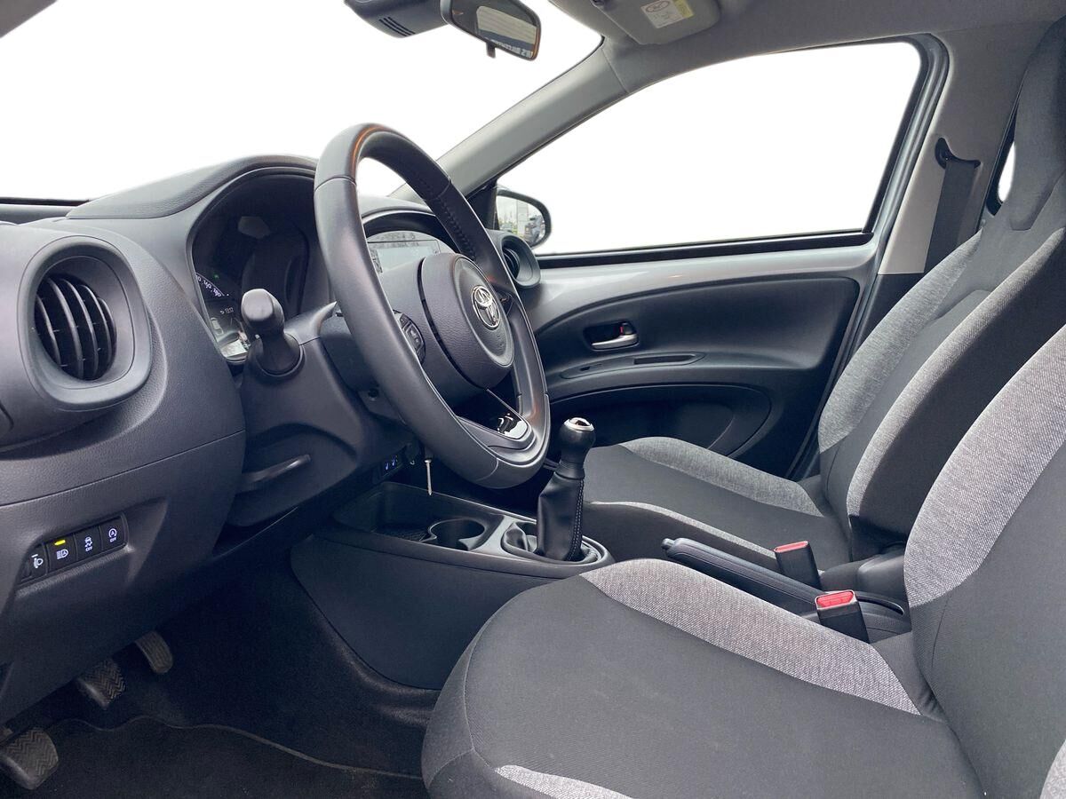 Billede af Toyota Aygo X 1,0 VVT-I Active 72HK 5d