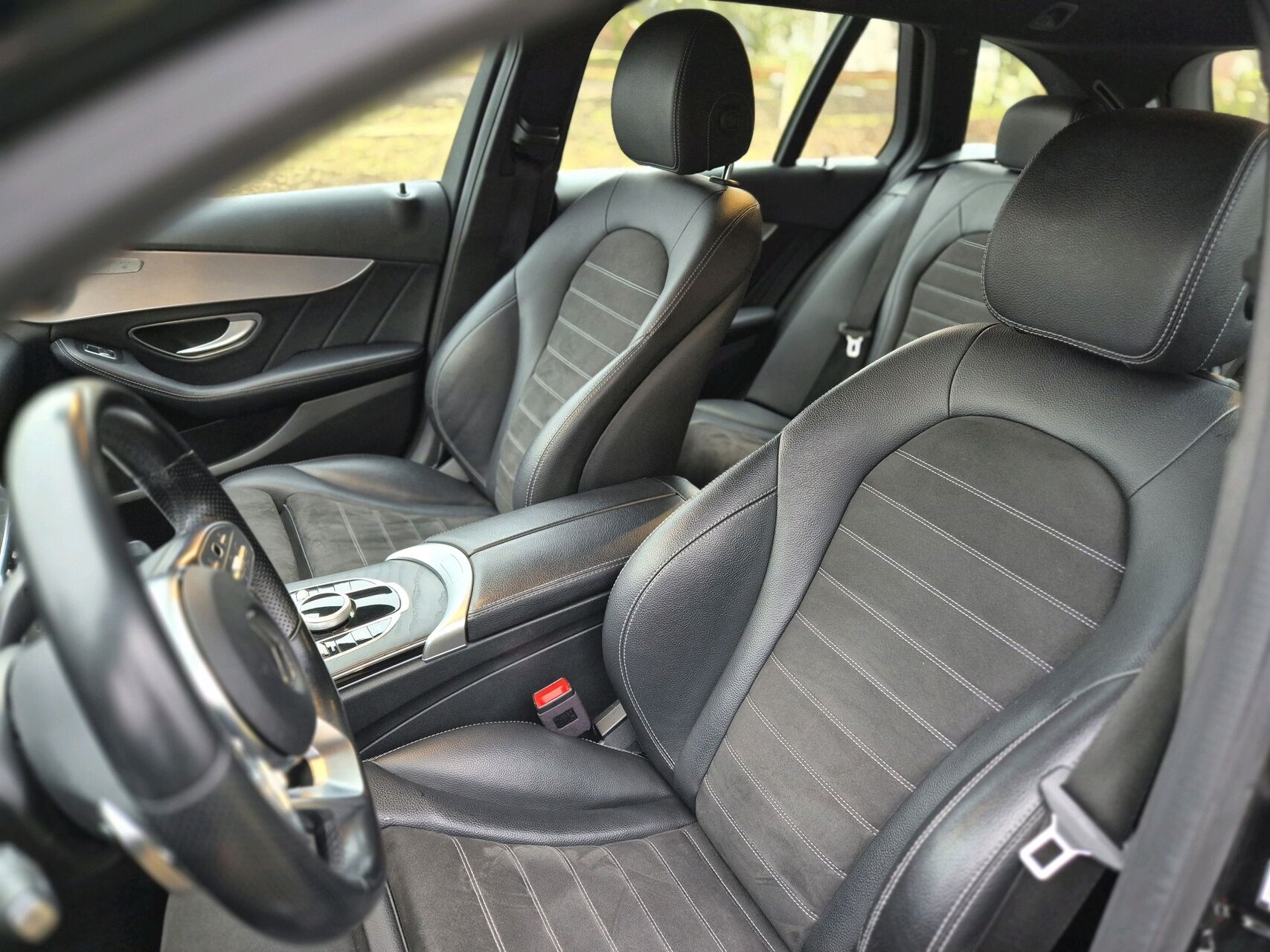 Billede af Mercedes-Benz C220 d T 2,0 CDI AMG Line 9G-Tronic 194HK Stc Aut.