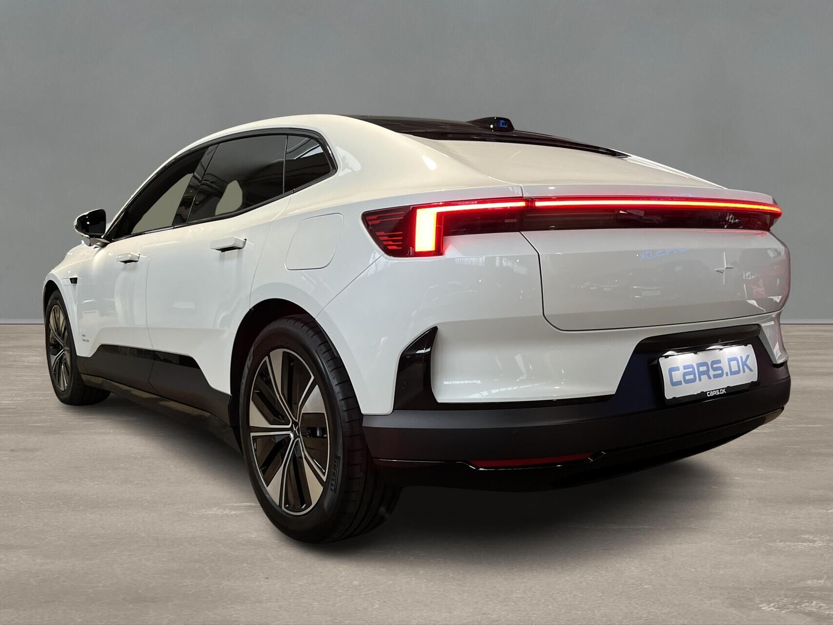 Billede af Polestar 4 EL Long range Single motor 272HK 5d Aut.