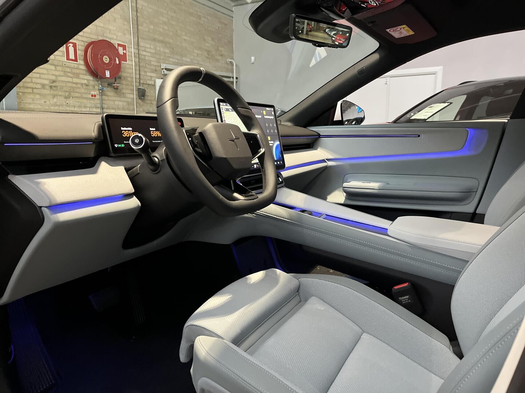 Billede af Polestar 4 EL Long range Single motor 272HK 5d Aut.