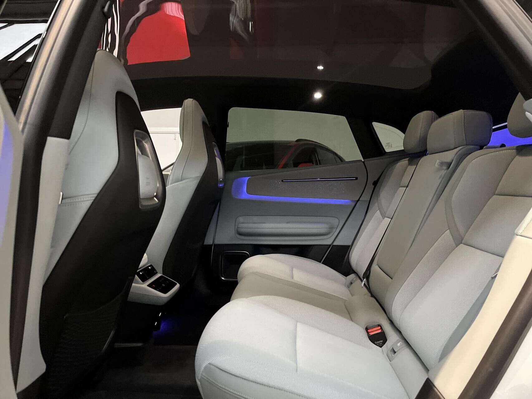 Billede af Polestar 4 EL Long range Single motor 272HK 5d Aut.