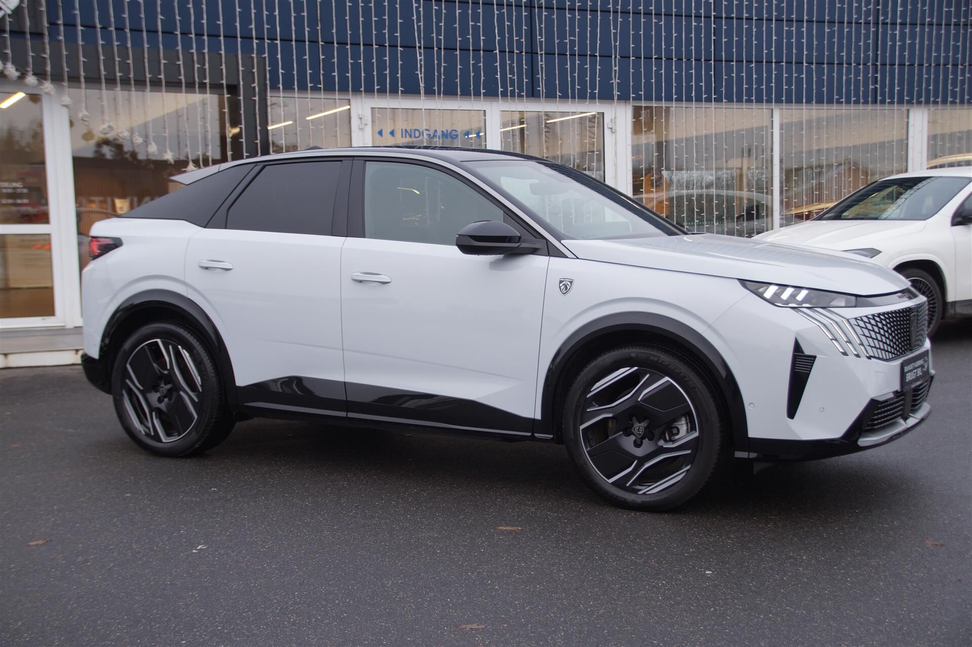 Billede af Peugeot e-3008 EL GT Pack 210HK 5d Aut.