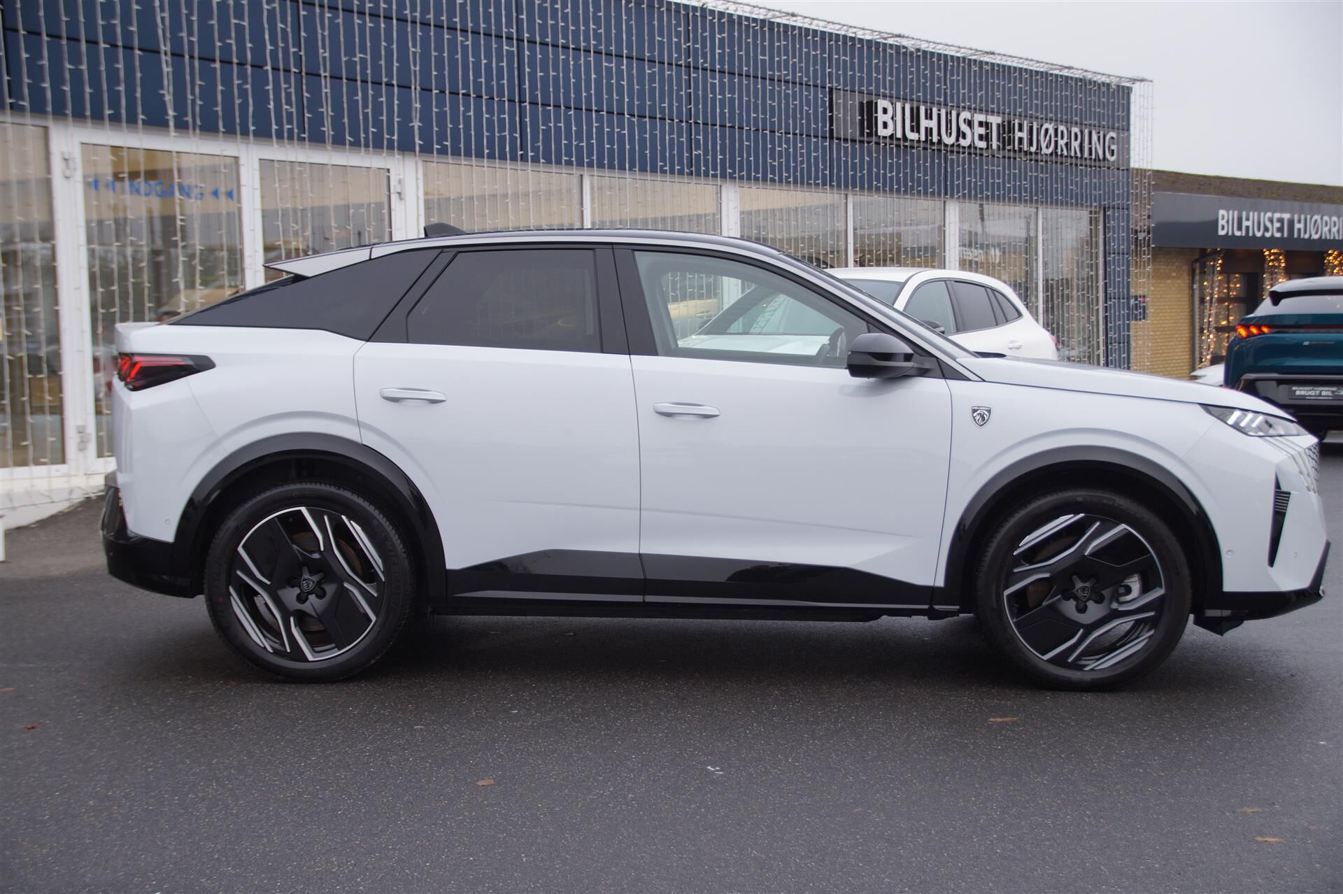 Billede af Peugeot e-3008 EL GT Pack 210HK 5d Aut.