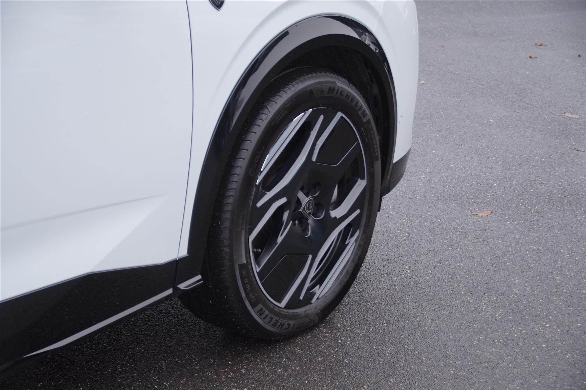 Billede af Peugeot e-3008 EL GT Pack 210HK 5d Aut.