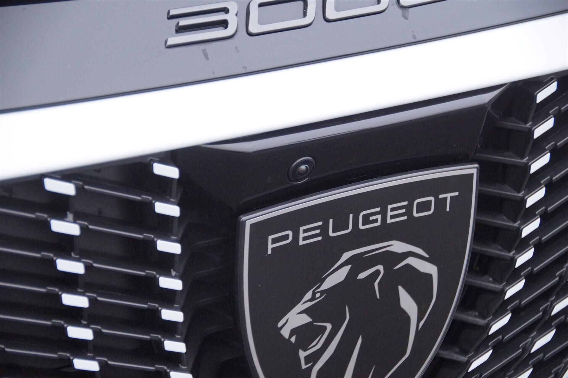 Billede af Peugeot e-3008 EL GT Pack 210HK 5d Aut.