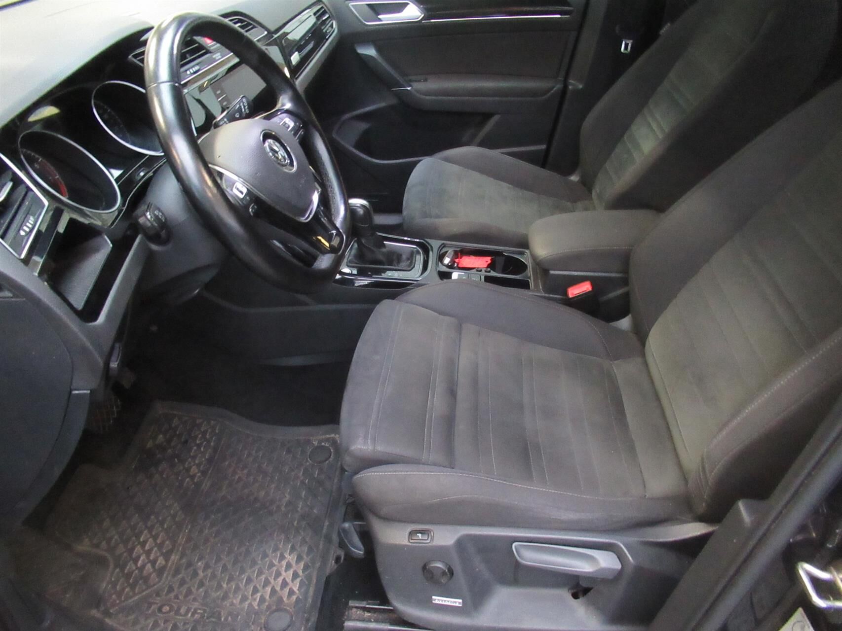 Billede af VW Touran 1,5 TSI EVO ACT Highline DSG 150HK 7g Aut.