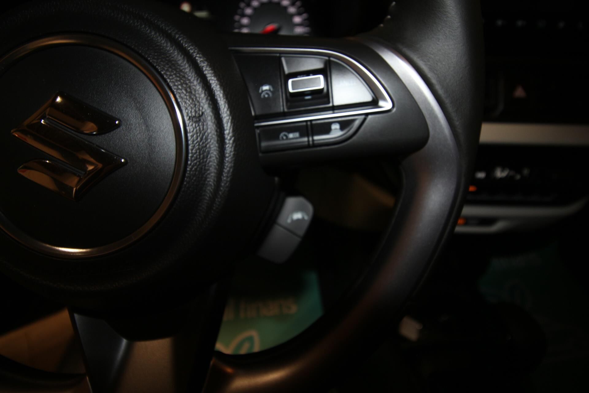 Billede af Suzuki Swift 1,2 Advance CVT 82HK 5d Aut.