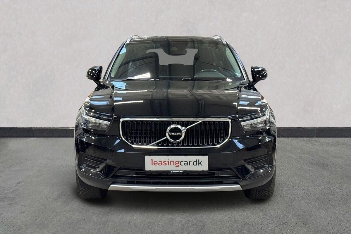 Billede af Volvo XC40 1,5 T3 Momentum 163HK 5d 8g Aut.