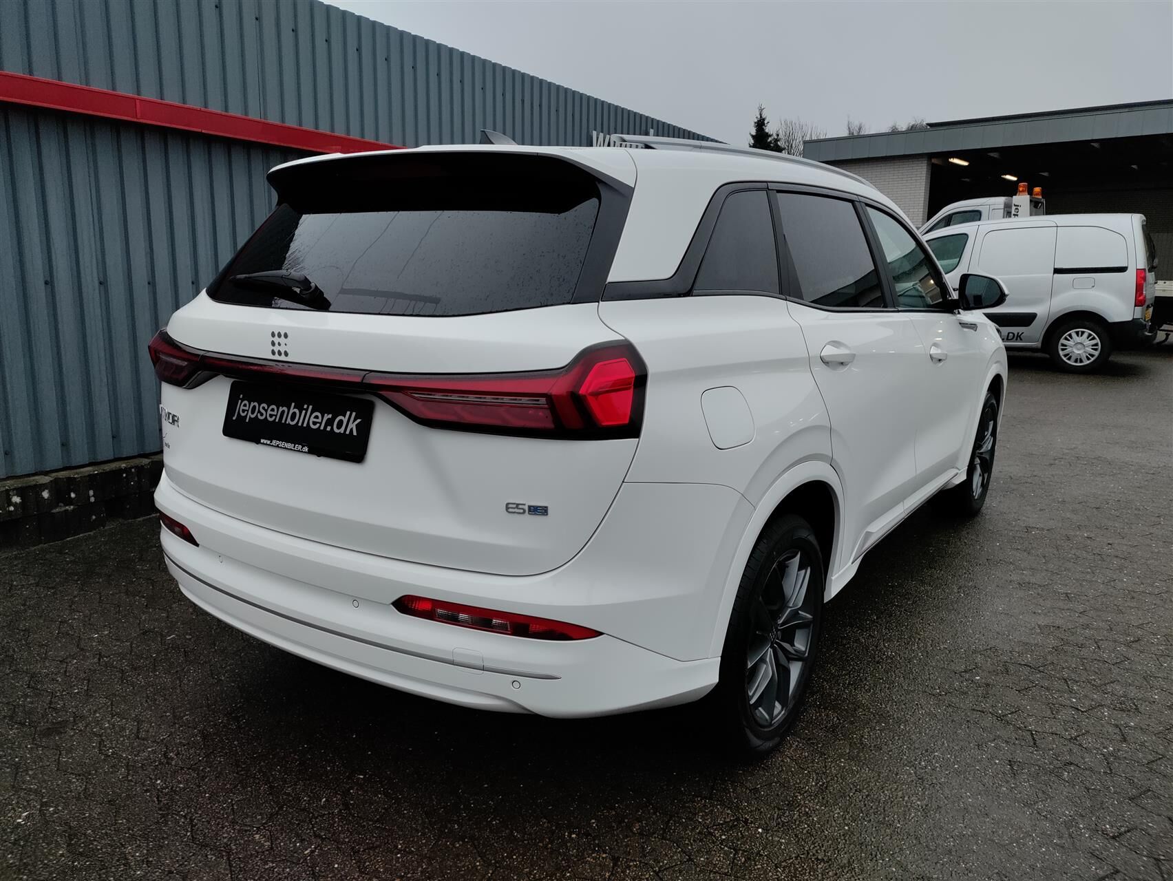 Billede af Navor E5 1,5 Plugin-hybrid Rock E-CVT 218HK 5d Aut.