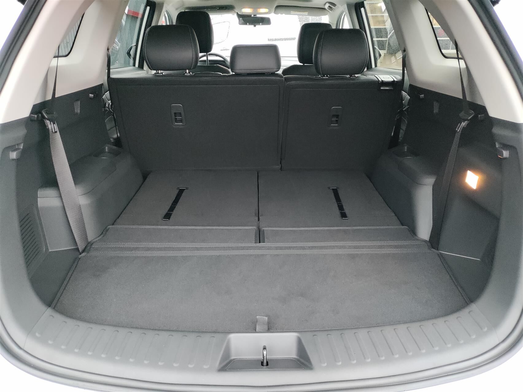 Billede af Navor E5 1,5 Plugin-hybrid Rock E-CVT 218HK 5d Aut.