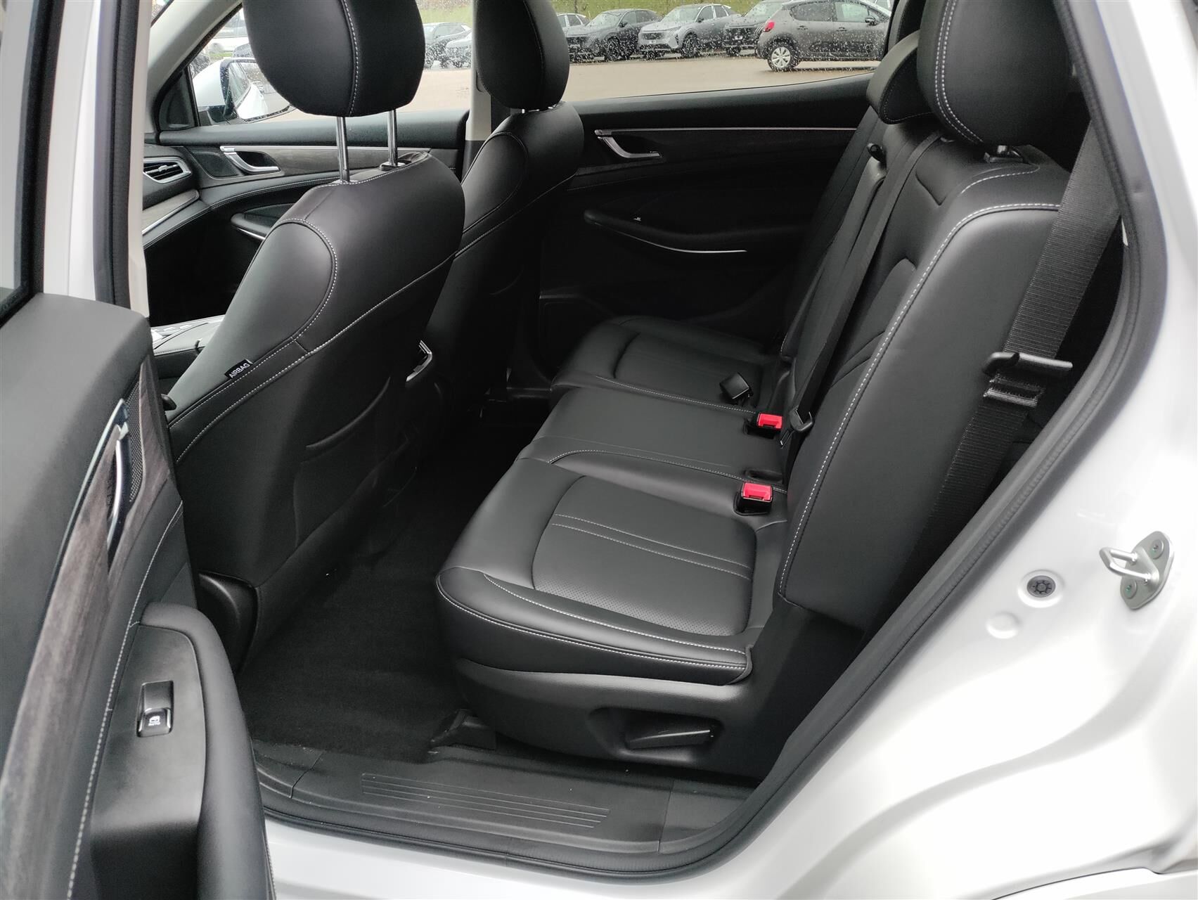 Billede af Navor E5 1,5 Plugin-hybrid Rock E-CVT 218HK 5d Aut.