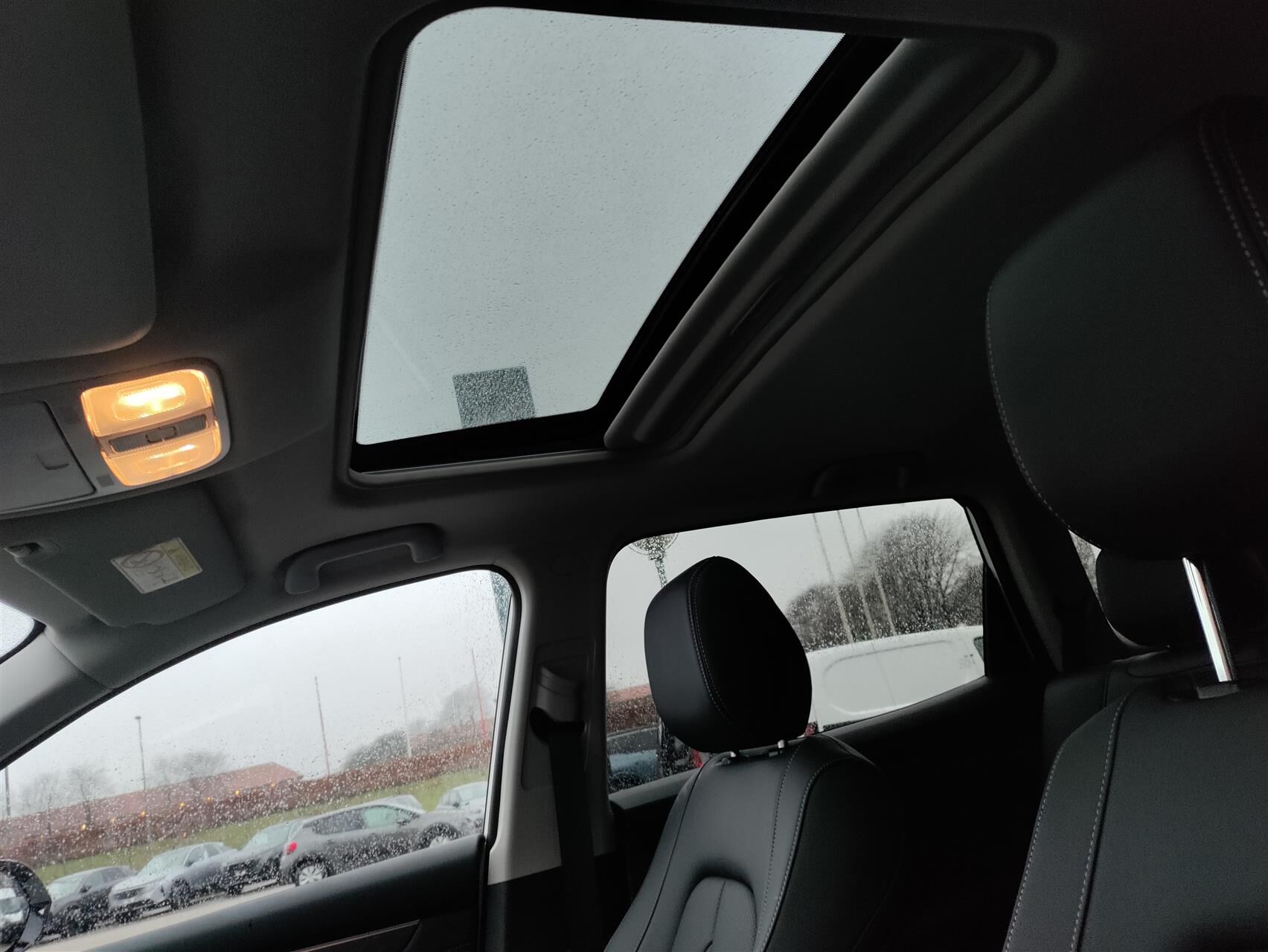 Billede af Navor E5 1,5 Plugin-hybrid Rock E-CVT 218HK 5d Aut.