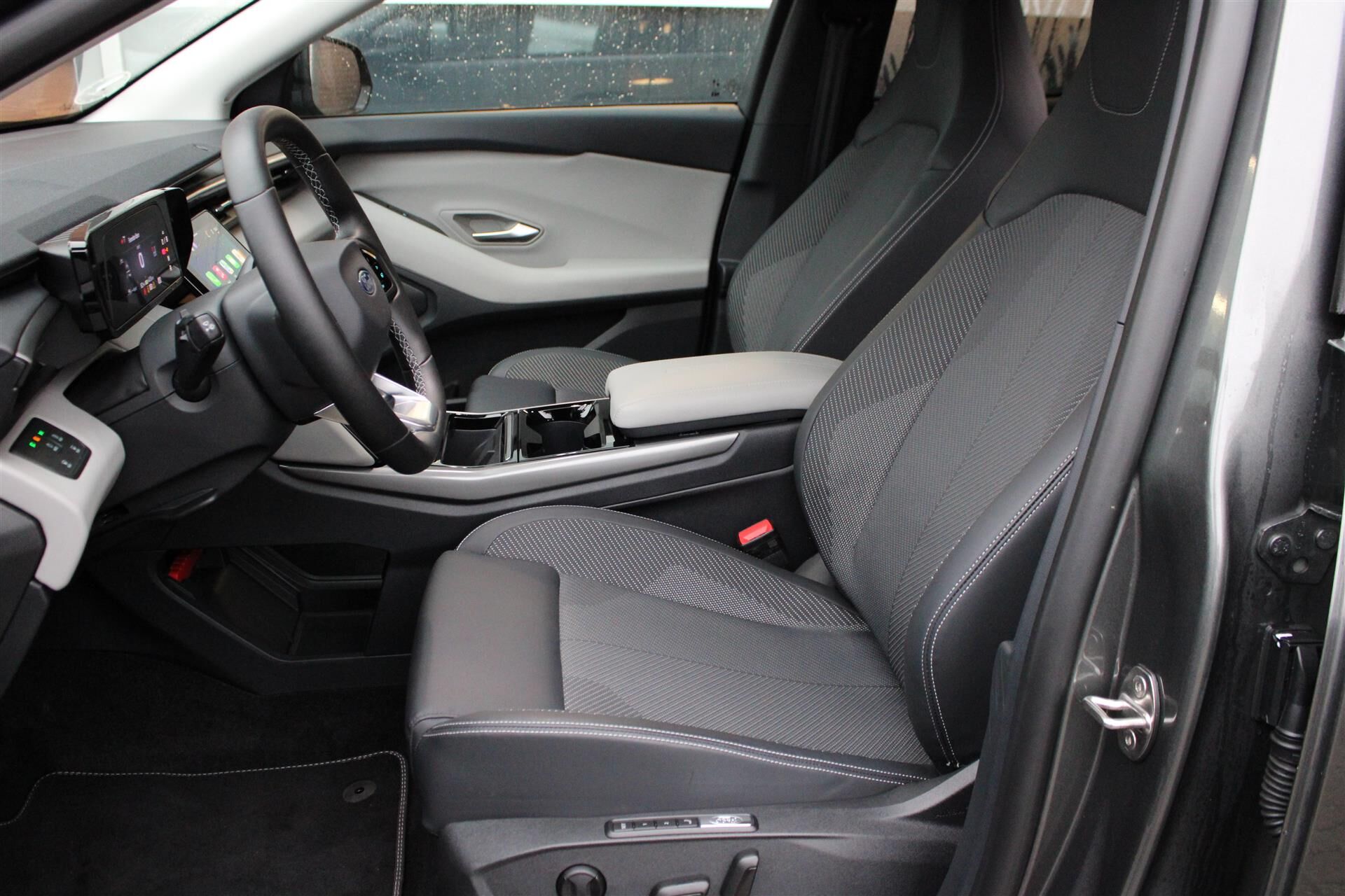 Billede af Ford Explorer EL UR Select RWD 286HK 5d Aut.