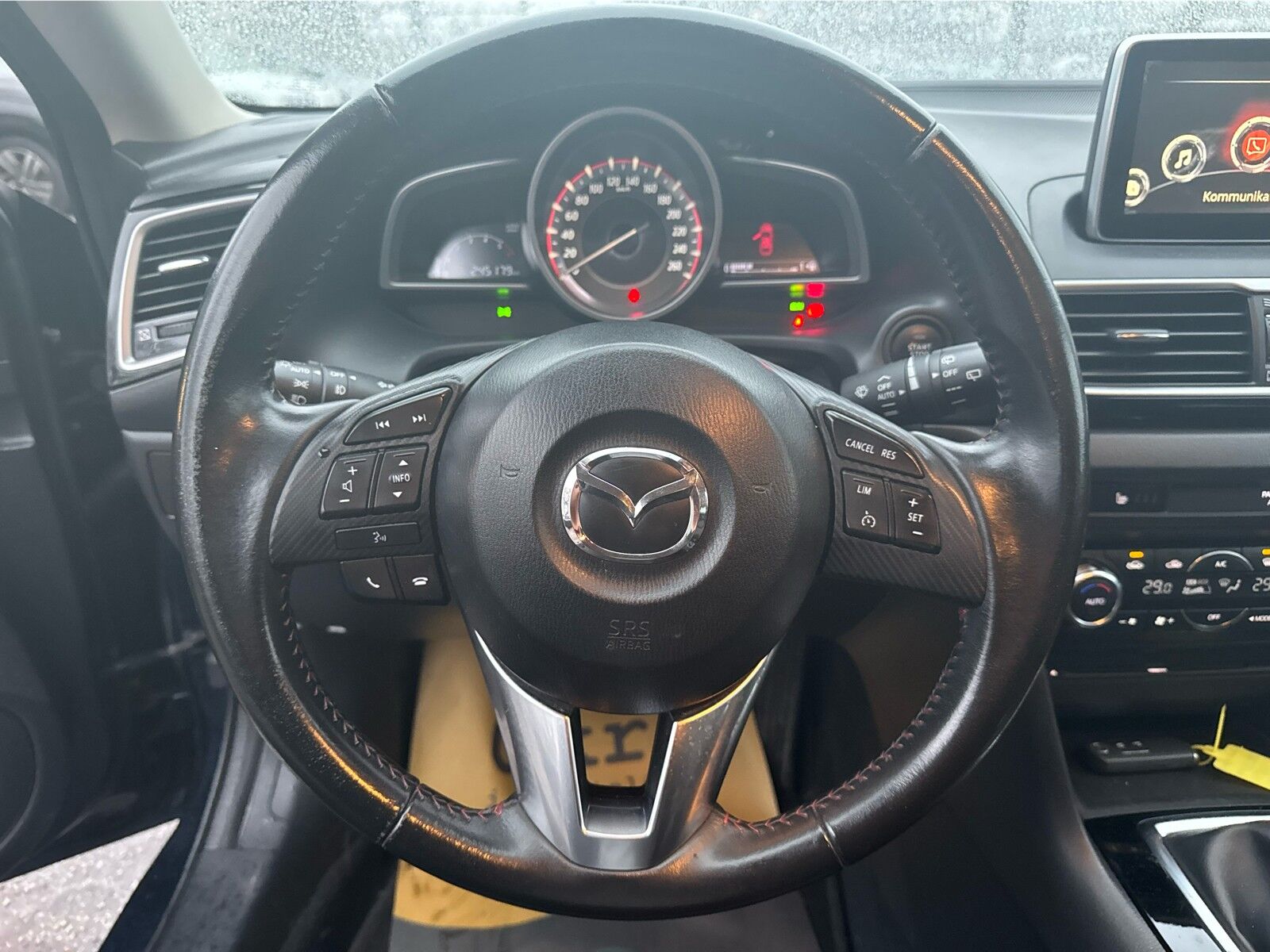 Billede af Mazda 3 2,2 Skyactiv-D Vision 150HK 5d 6g