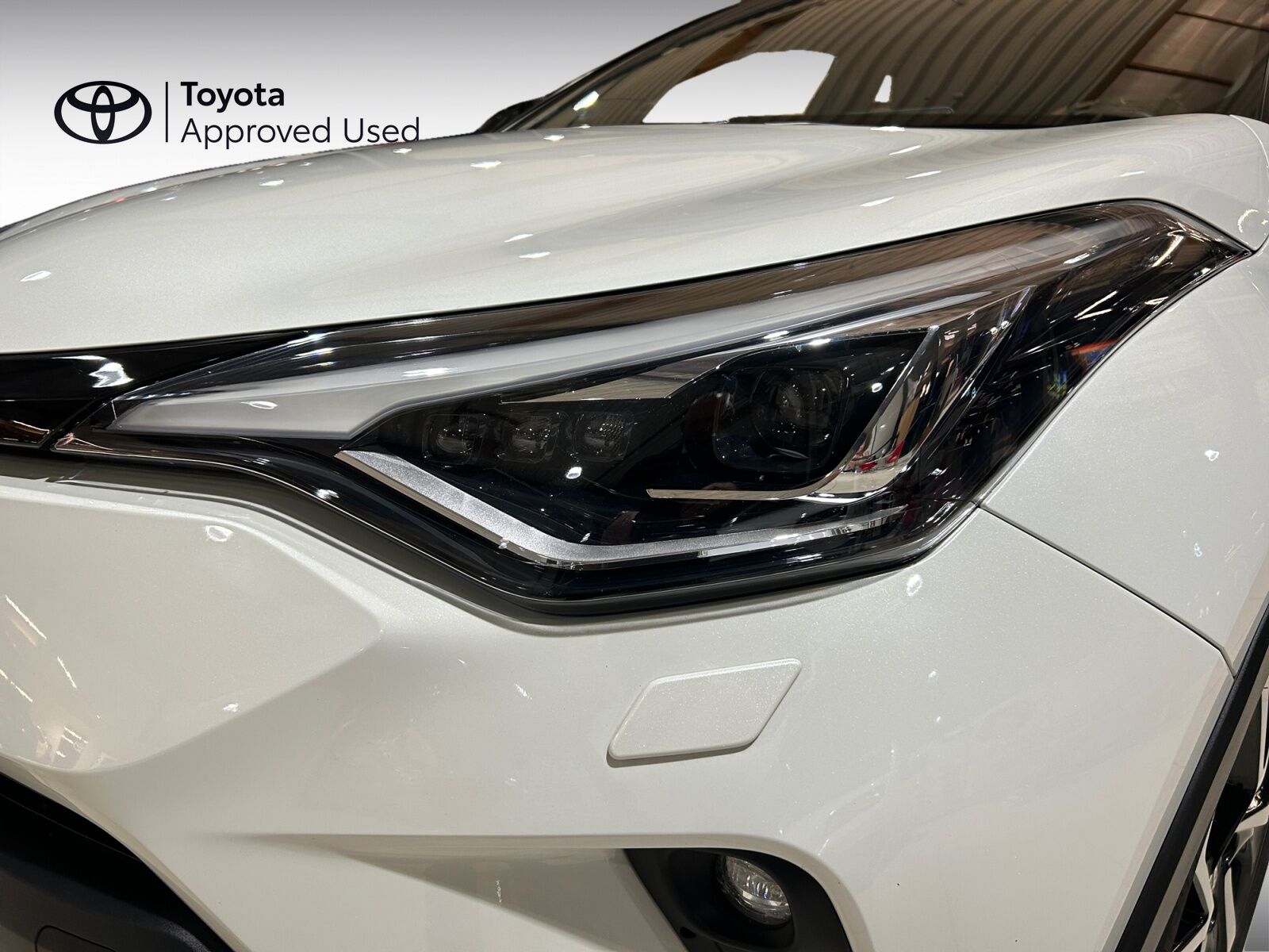 Billede af Toyota C-HR 1,8 Hybrid C-LUB Premium Multidrive S 122HK 5d Aut.